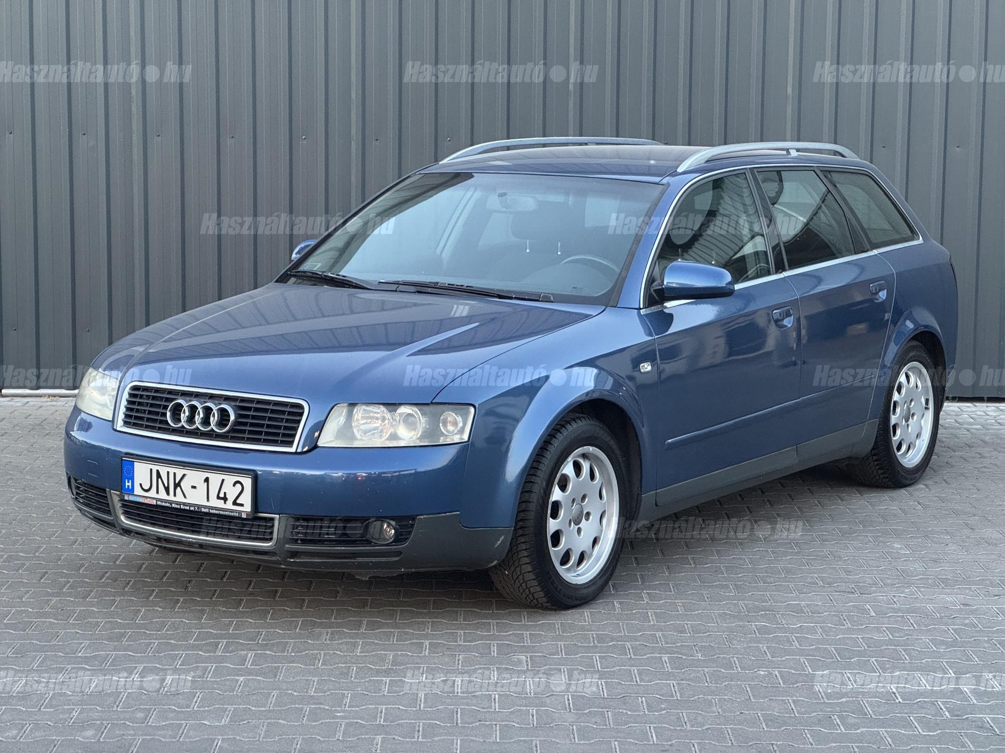 AUDI A4 2005/5 - 1