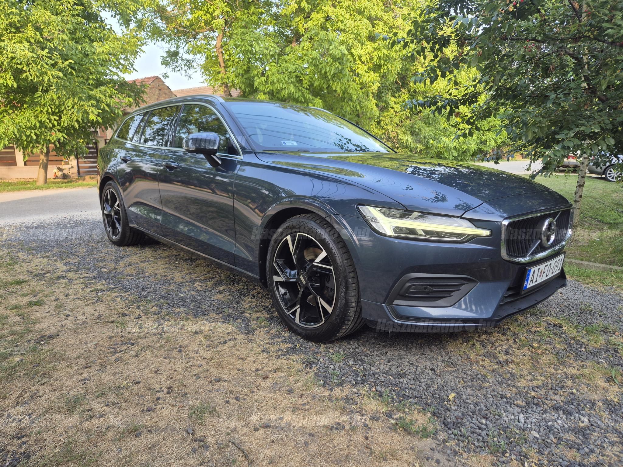 VOLVO V60 2020/1 - 1