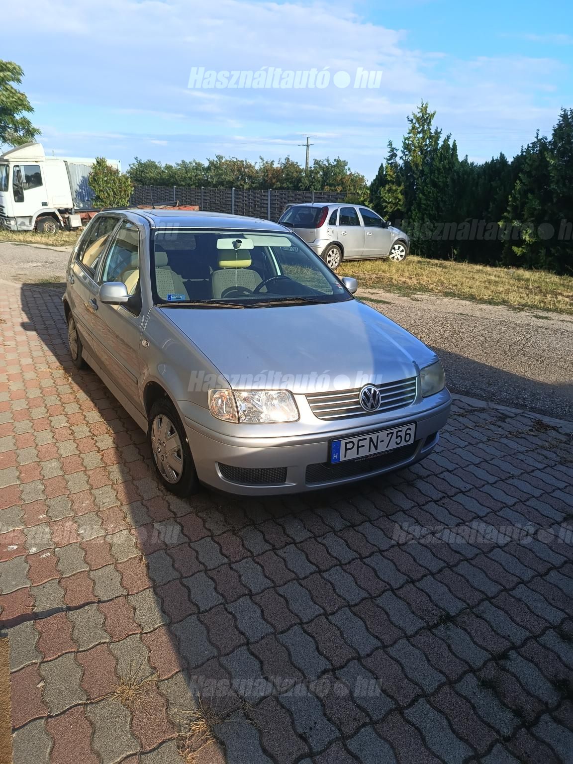 VOLKSWAGEN POLO 2001 - 1