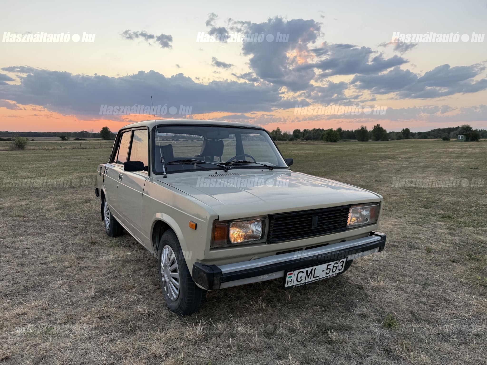 LADA 2105 1989/8 - 1