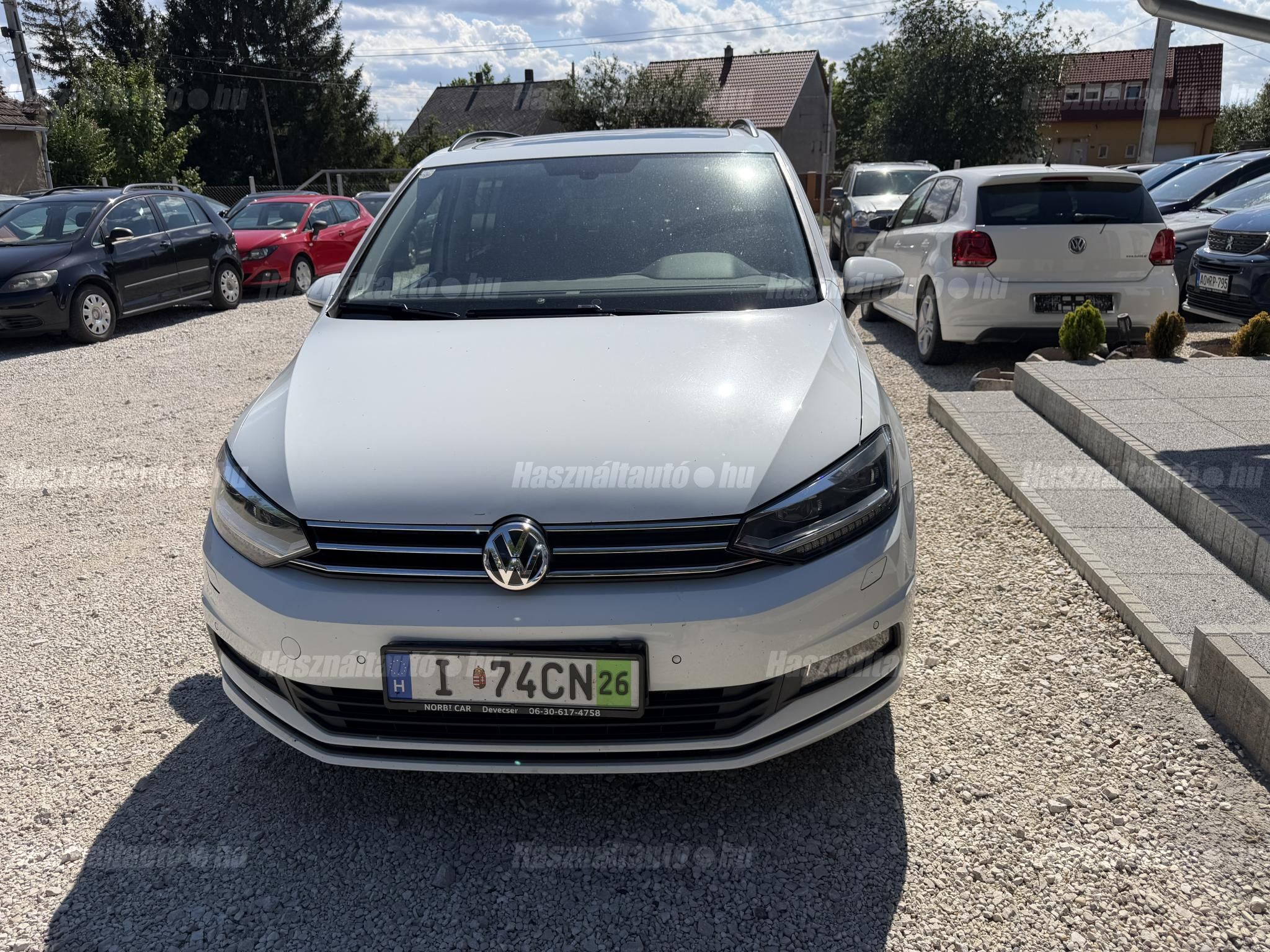 VOLKSWAGEN TOURAN 2016/9 - 1