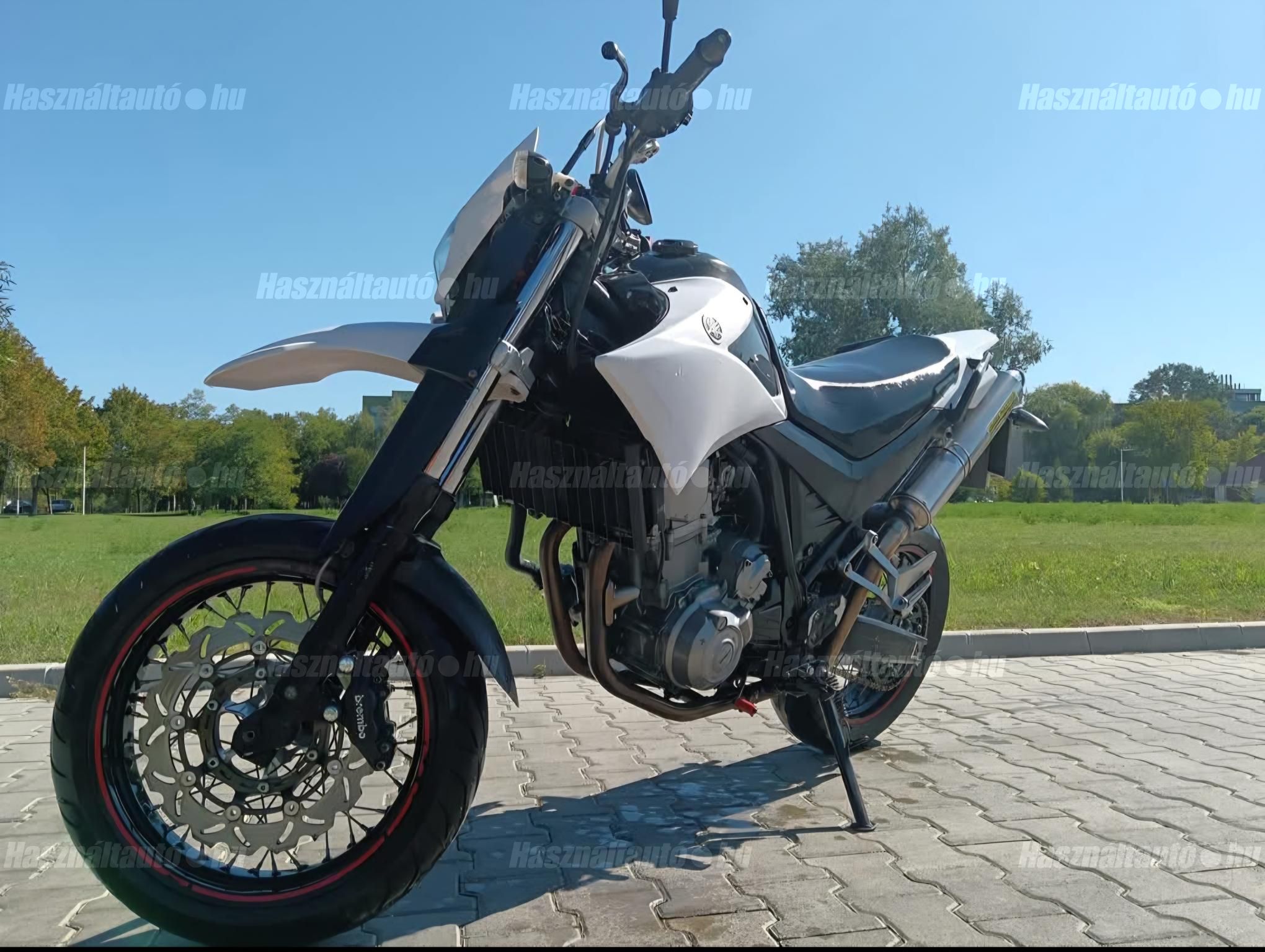 YAMAHA XT 660 X 2008/8 - 1