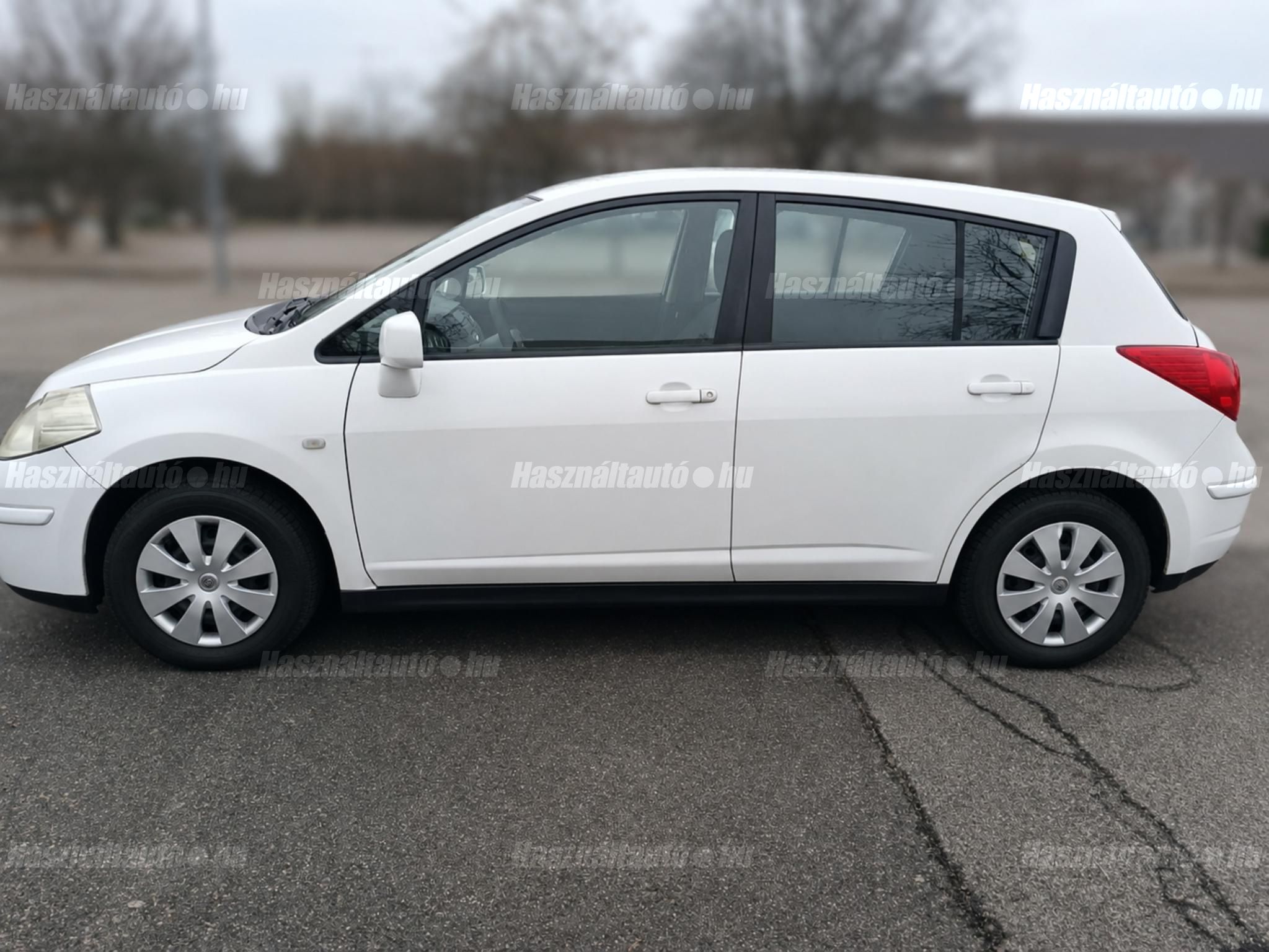 NISSAN TIIDA 2007/9 - 1
