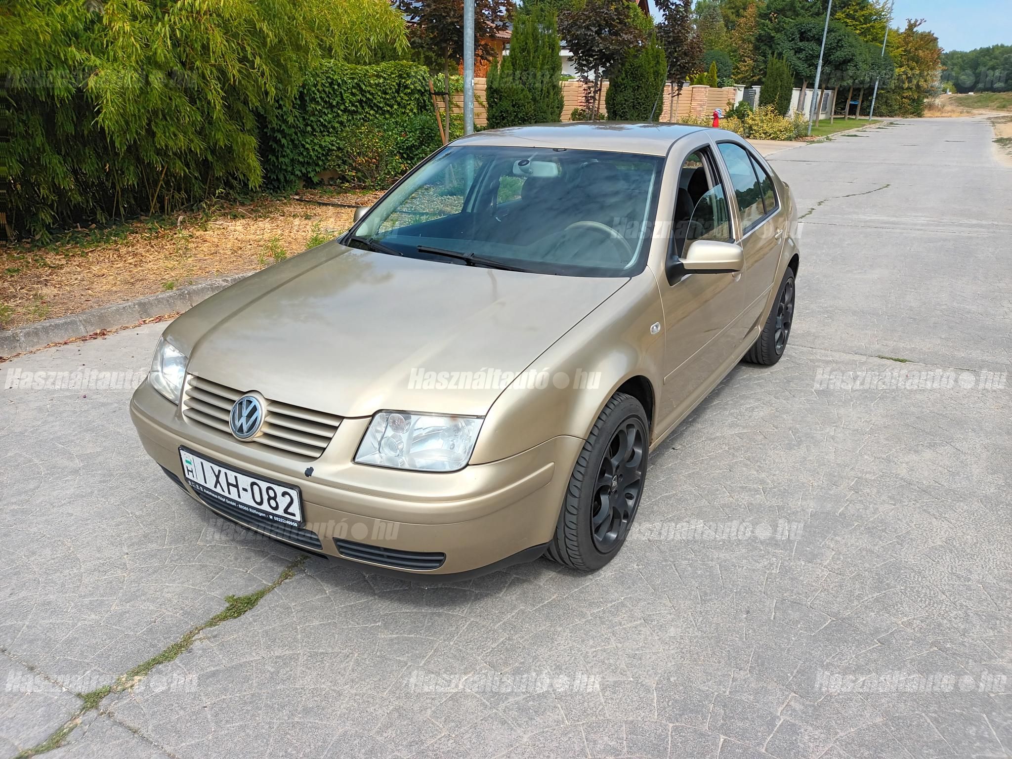 VOLKSWAGEN BORA 2003 - 1