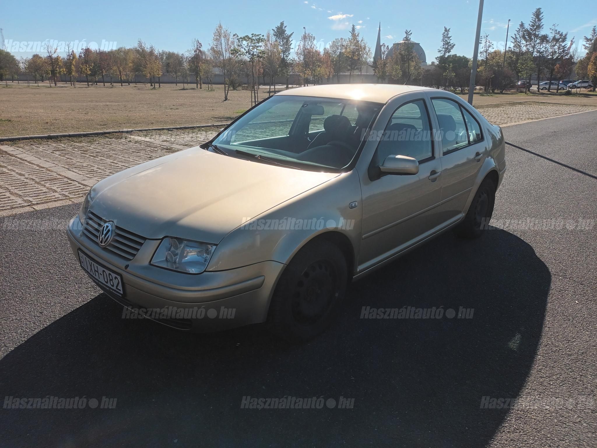 VOLKSWAGEN BORA 2003 - 1