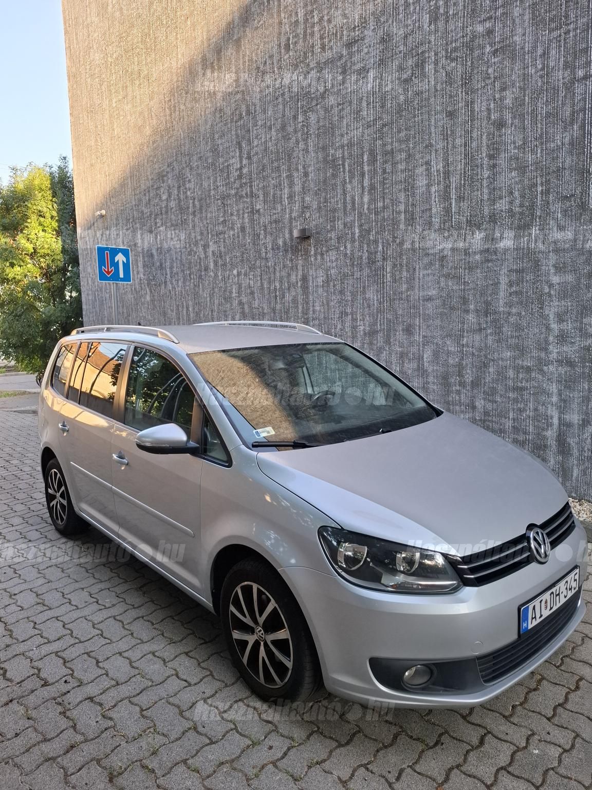 VOLKSWAGEN TOURAN 2011/5 - 1
