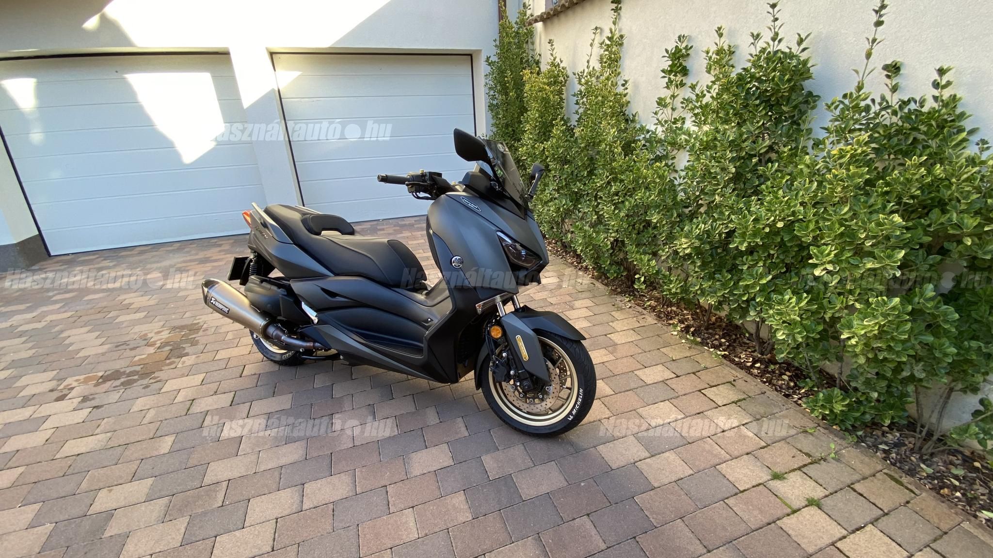 YAMAHA X-MAX 400 2020/12 - 1