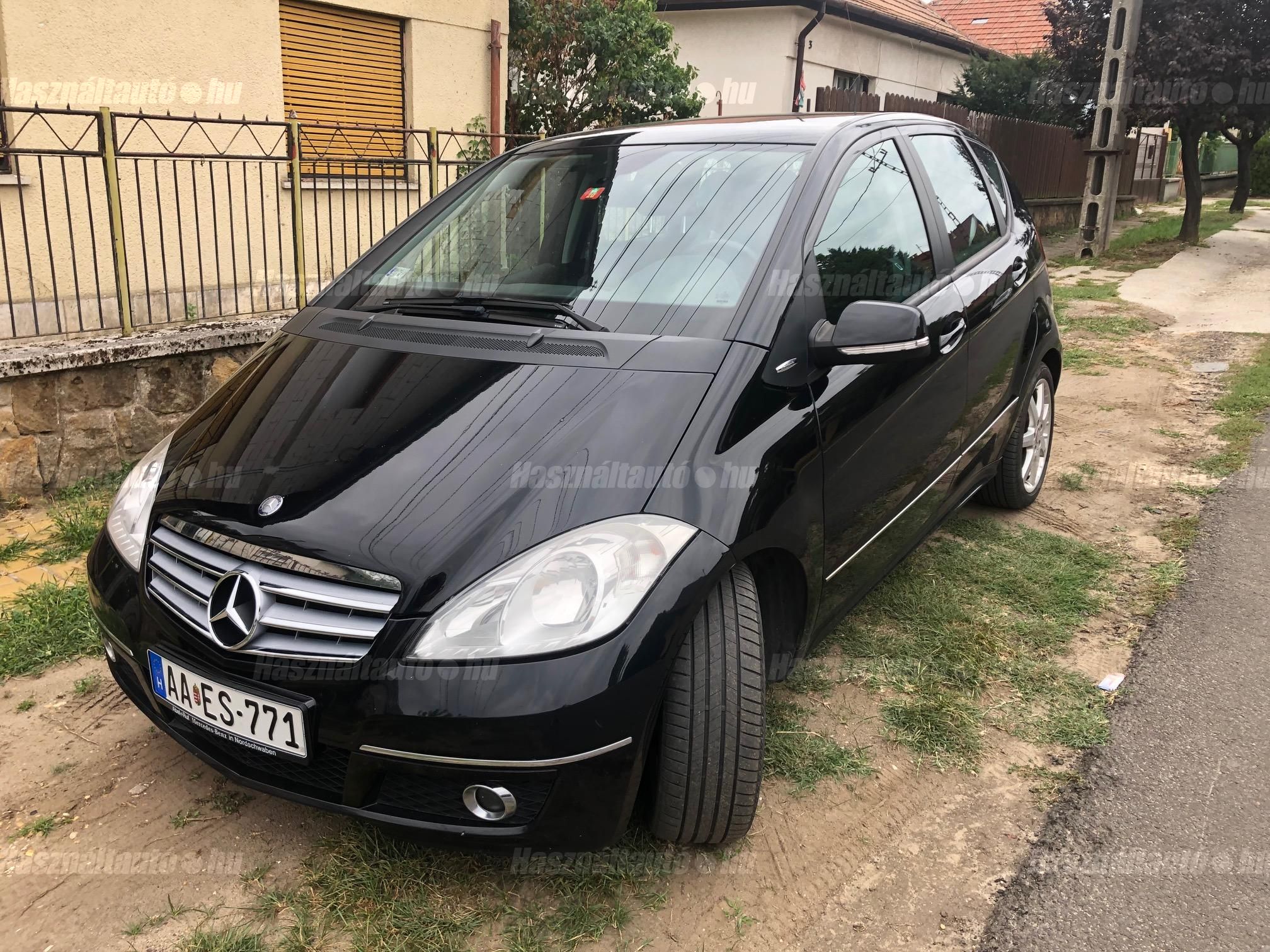 MERCEDES-BENZ A 200 2010/6 - 1