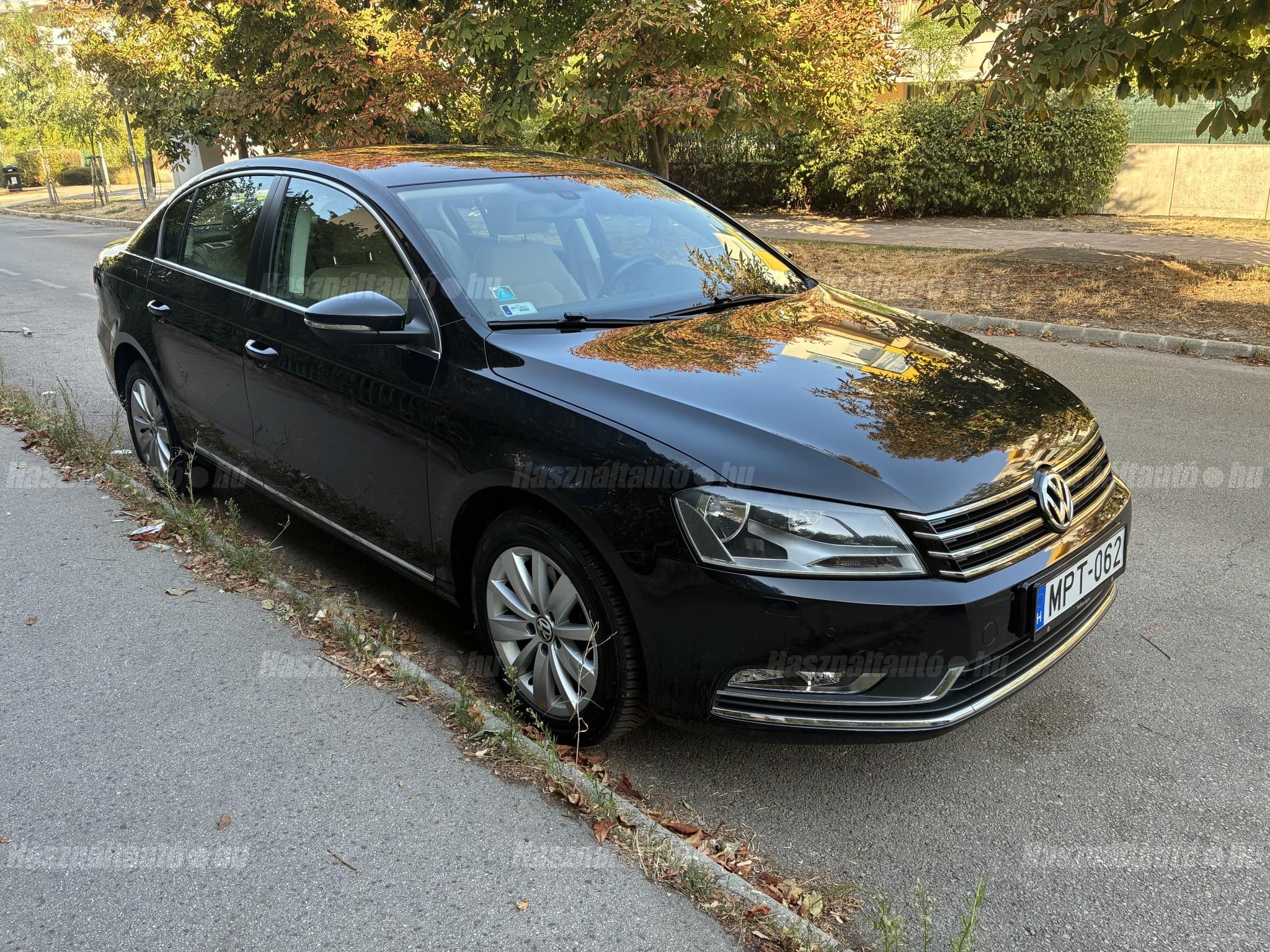 VOLKSWAGEN PASSAT 2013/9 - 1