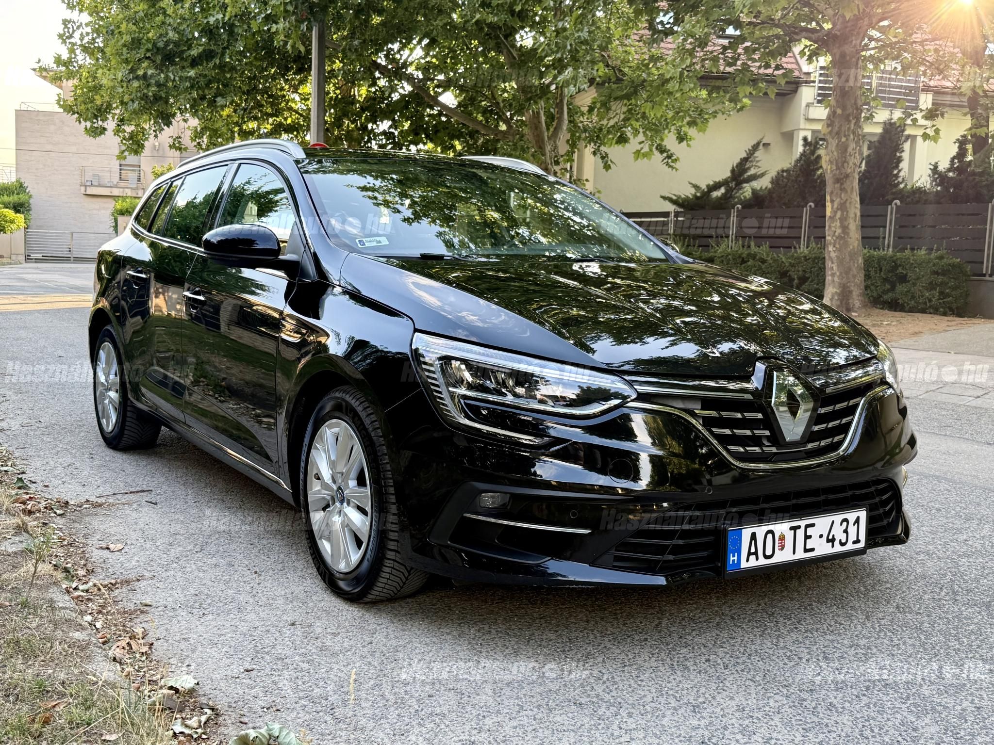 RENAULT MEGANE 2021/9 - 1