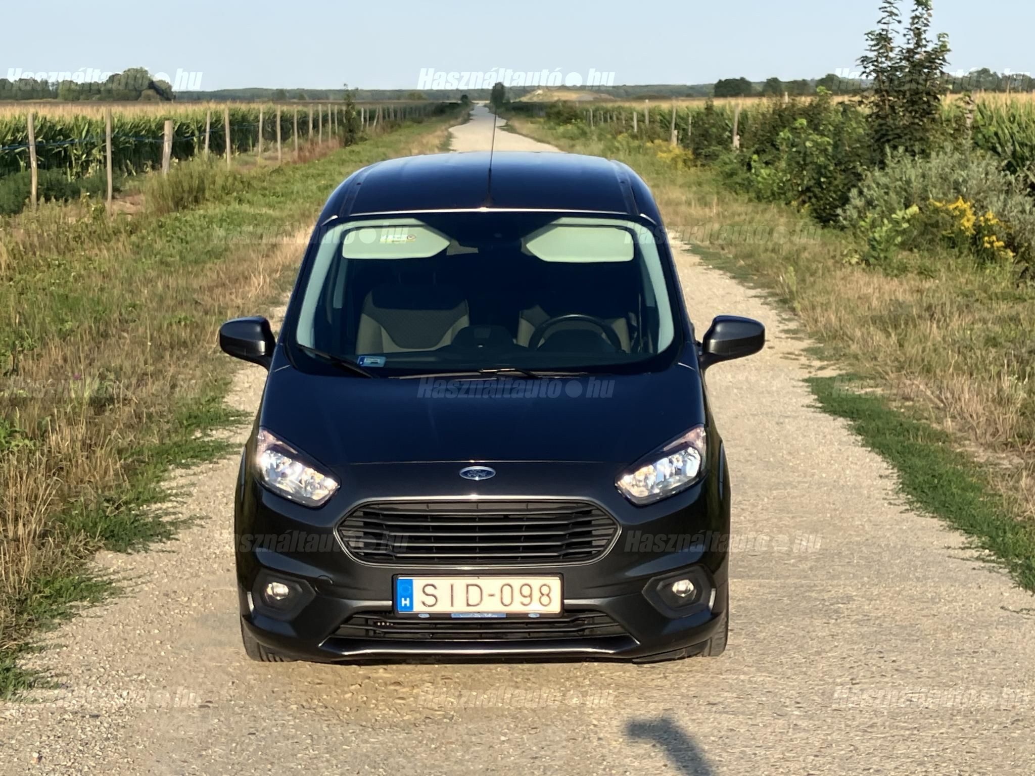 FORD COURIER 2020/9 - 1