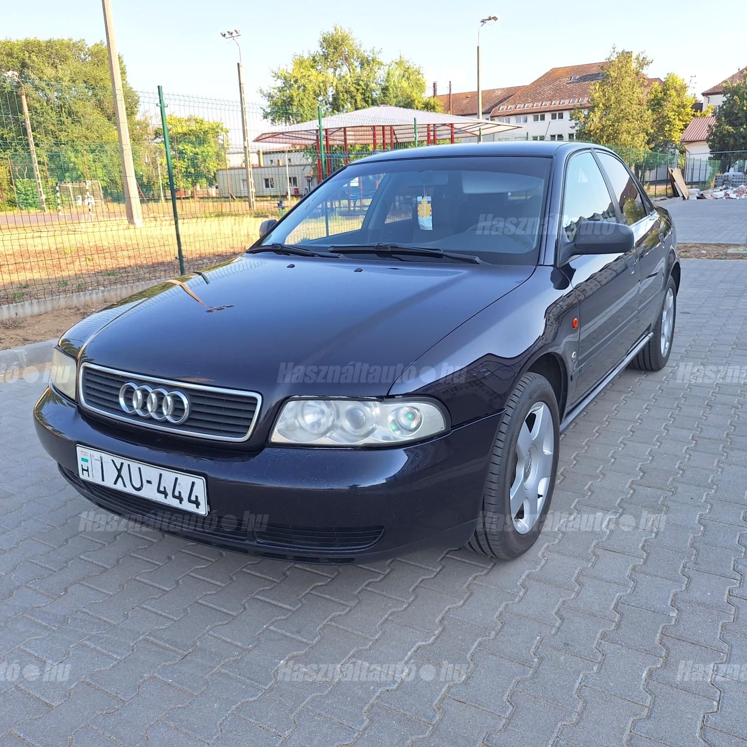 AUDI A4 1996 - 1