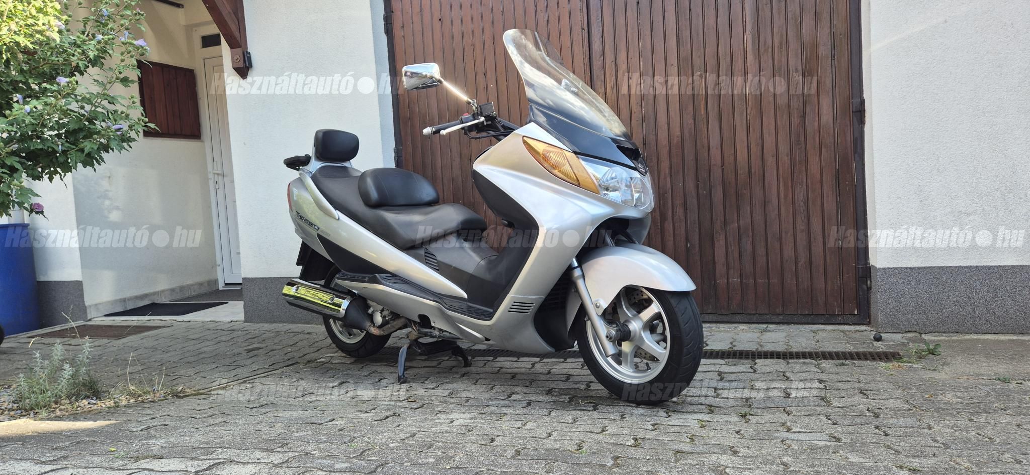 SUZUKI AN 400 BURGMAN 2003/8 - 1