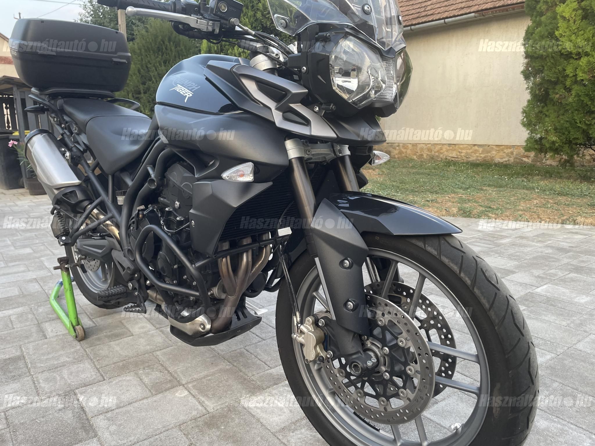 TRIUMPH TIGER 800 2014/8 - 1