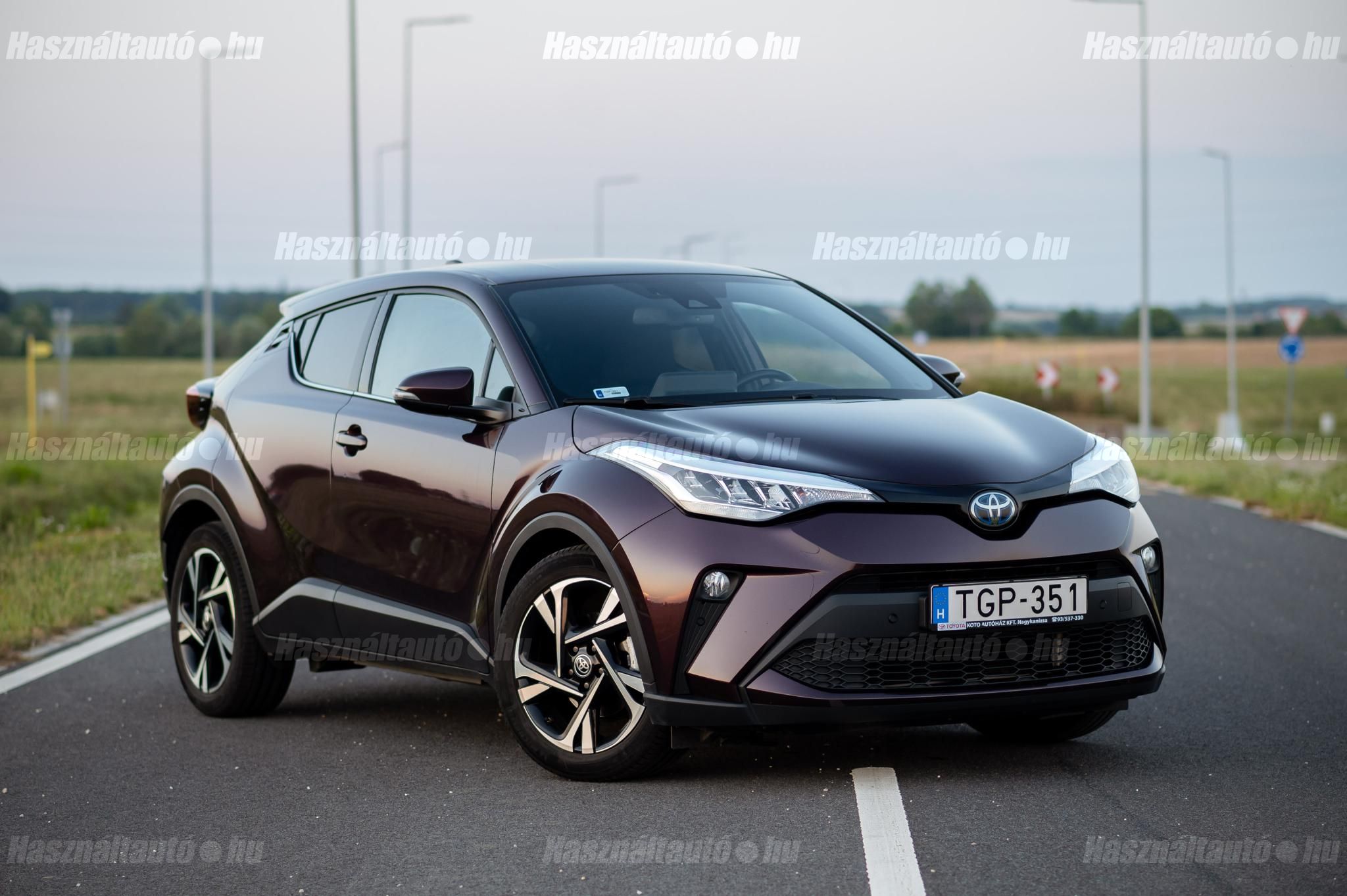 TOYOTA C-HR 2022/3 - 1
