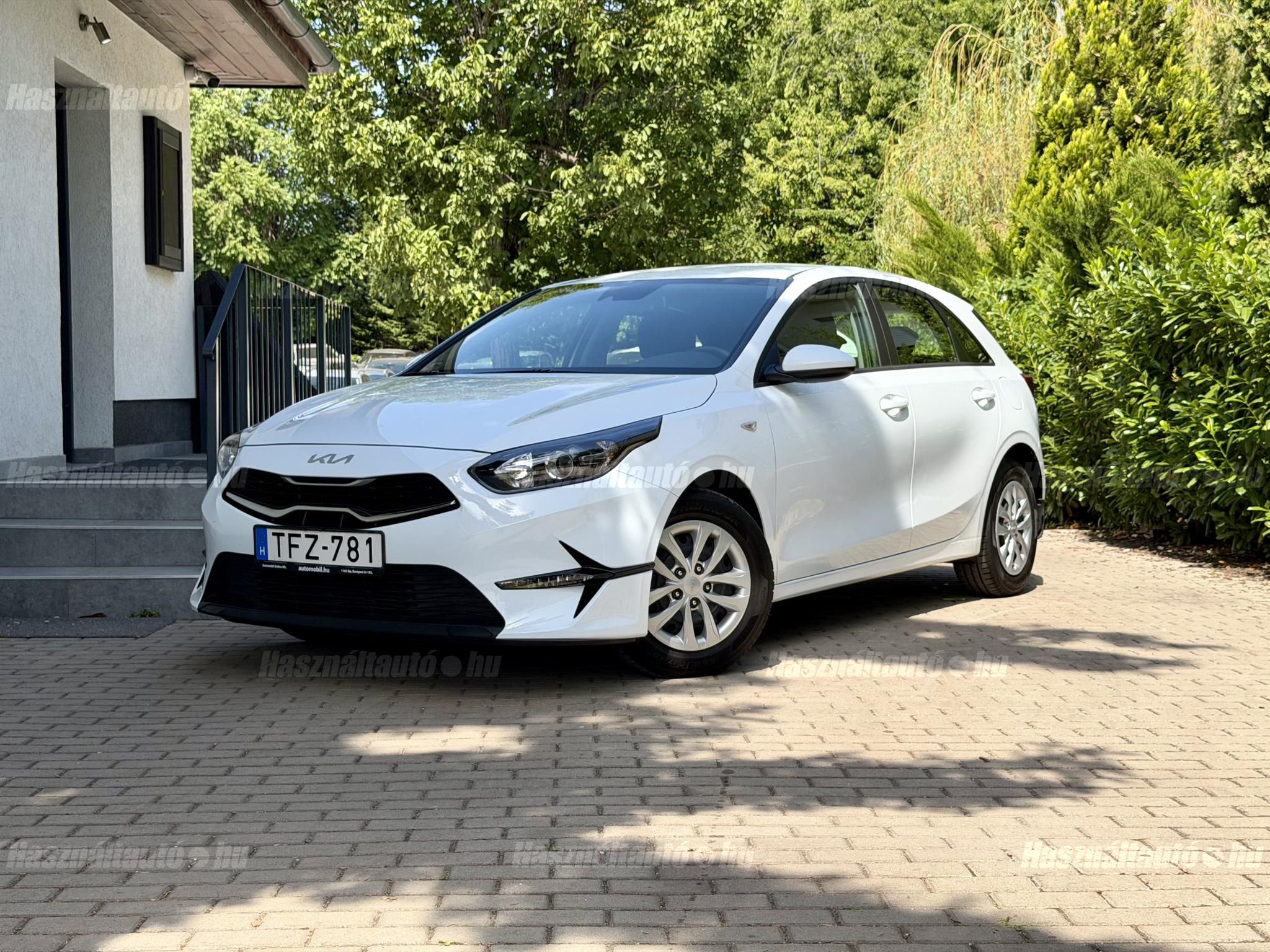 KIA CEE'D 2022/6 - 1