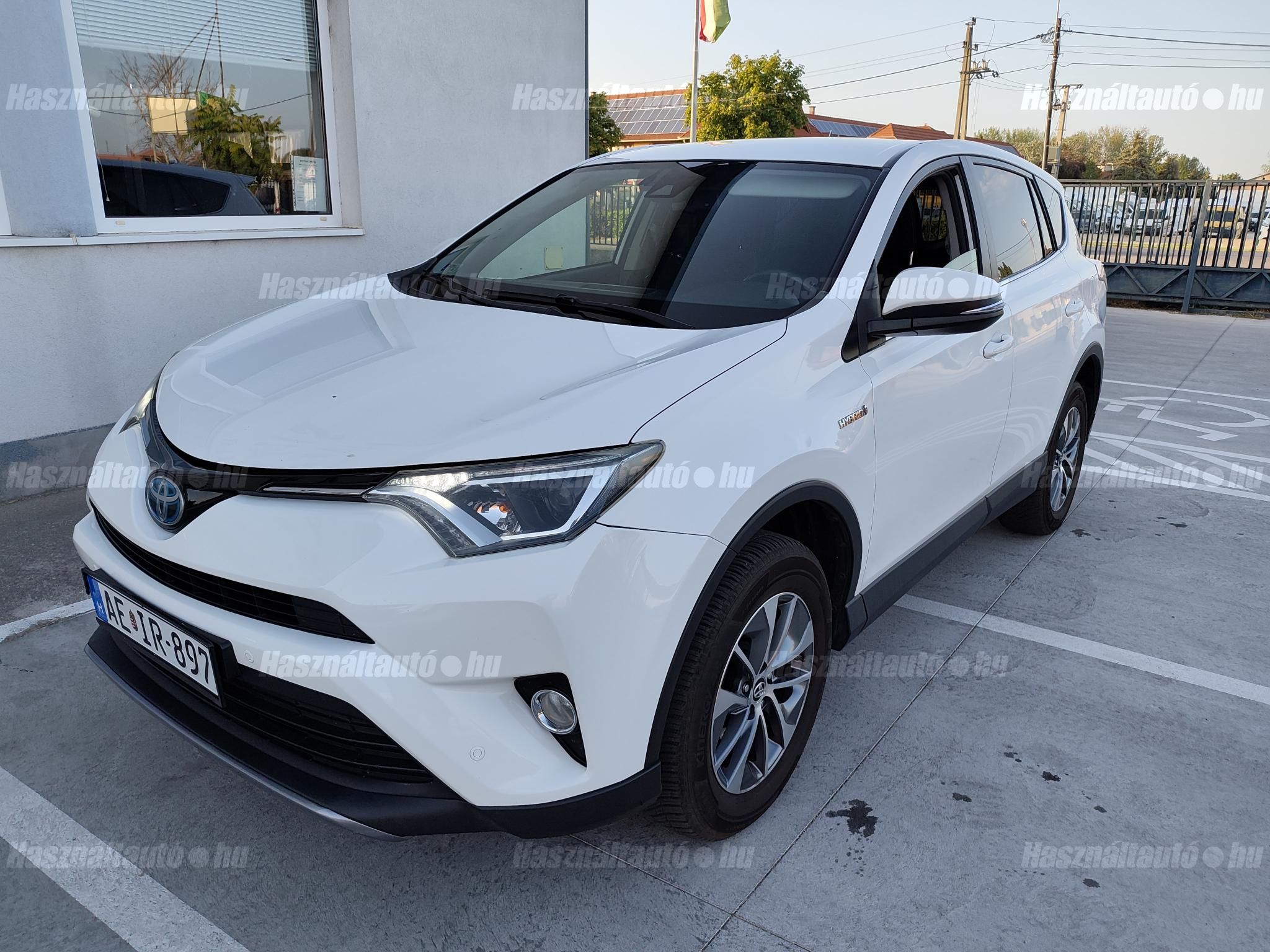 TOYOTA RAV 4 2016/11 - 1