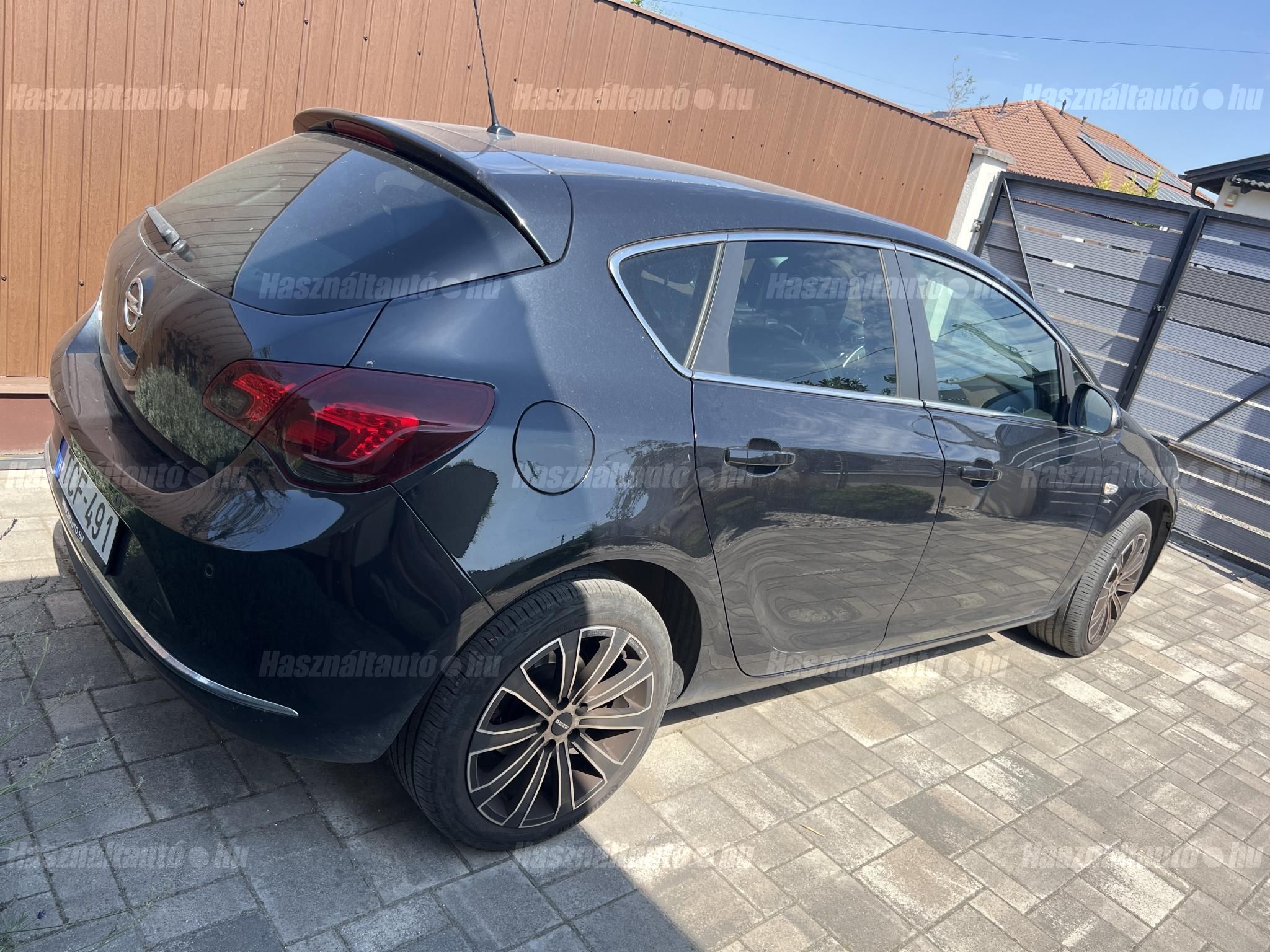 OPEL ASTRA J 2014/5 - 1