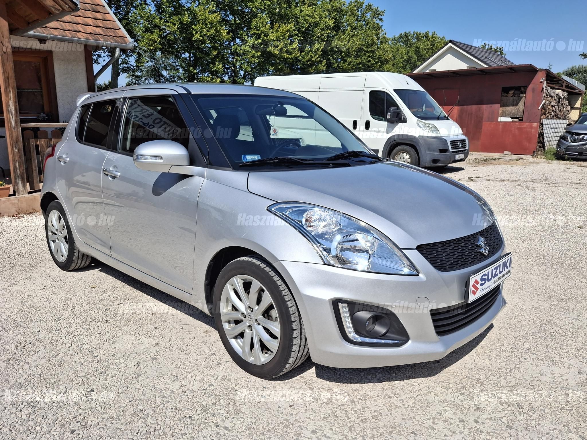 SUZUKI SWIFT 2016/3 - 1