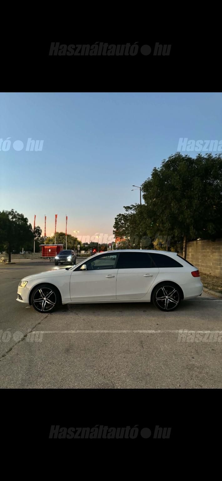 AUDI A4 2012/1 - 1
