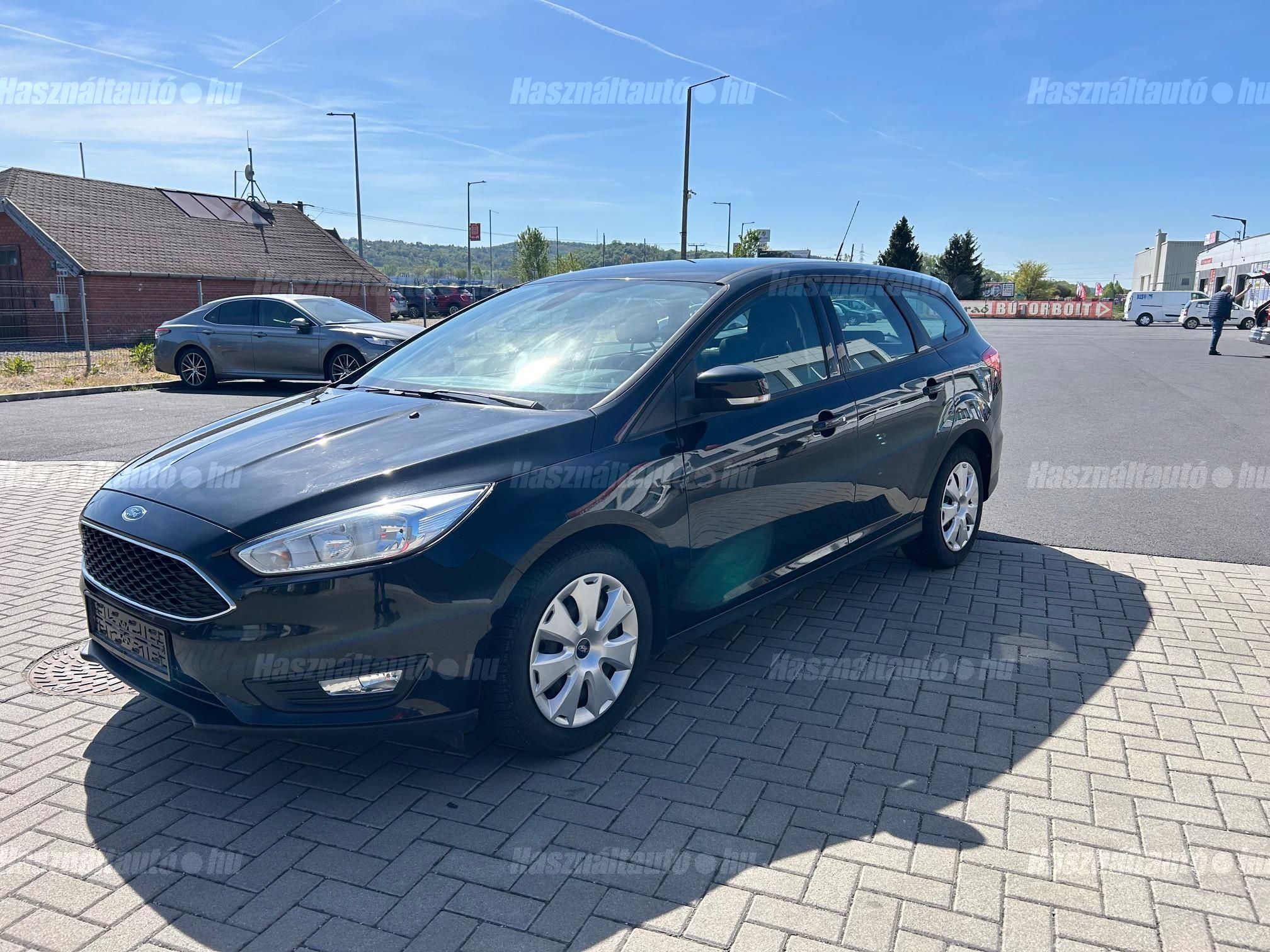 FORD FOCUS 2016/9 - 1