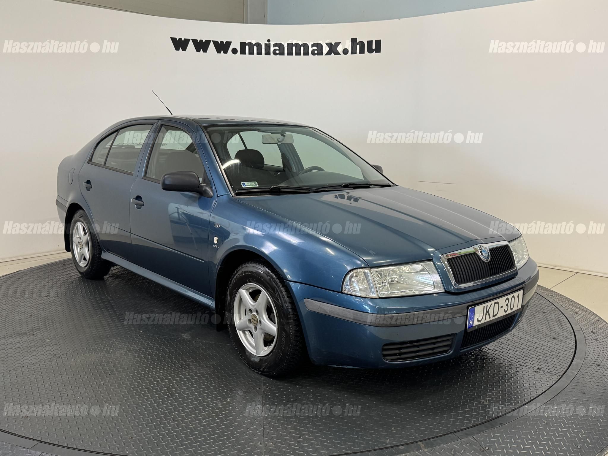 SKODA OCTAVIA 2004/11 - 1