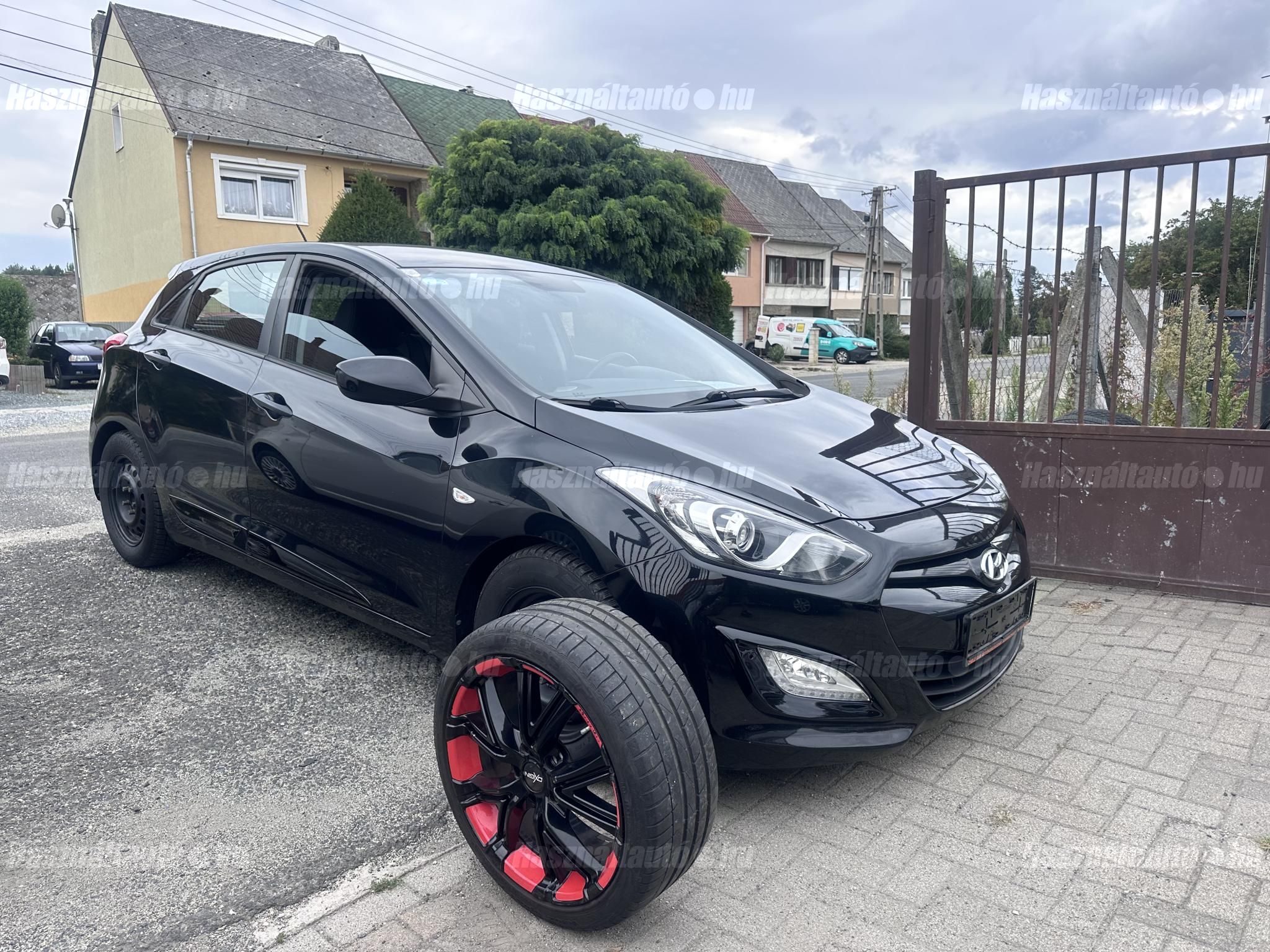HYUNDAI I30 2014/12 - 1