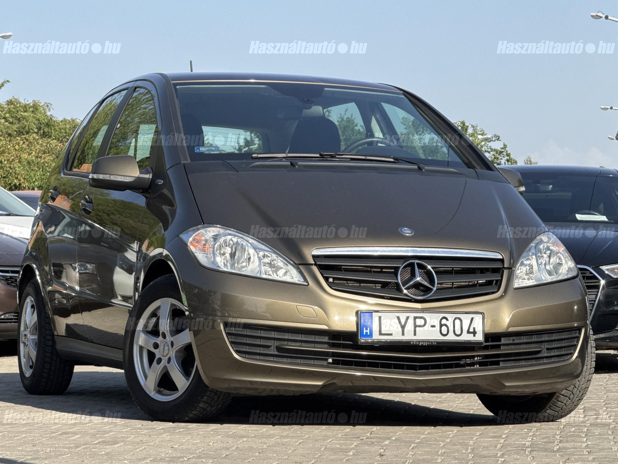 MERCEDES-BENZ A-OSZTÁLY 2011/10 - 1