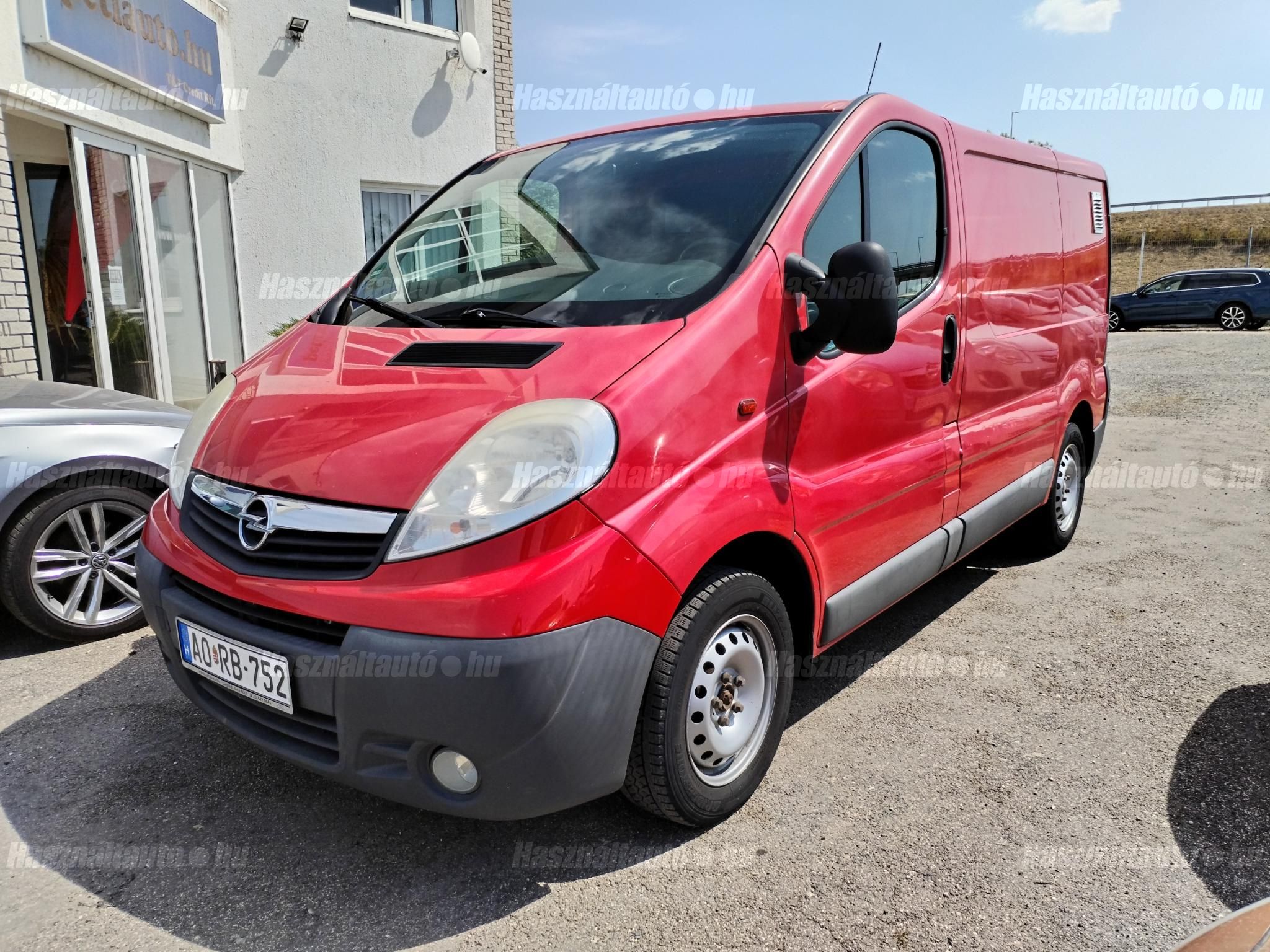 OPEL VIVARO 2013/12 - 1