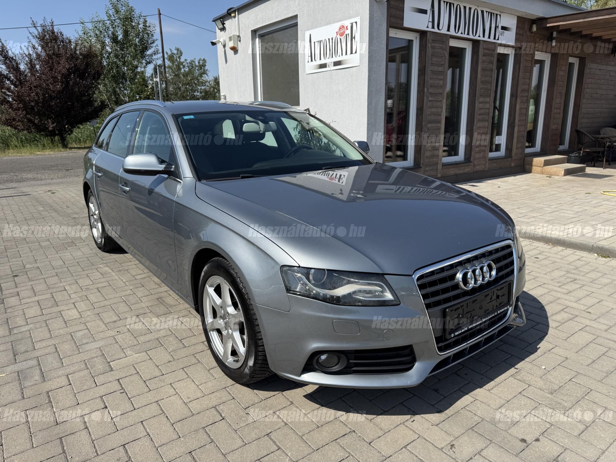 AUDI A4 2010/10 - 1