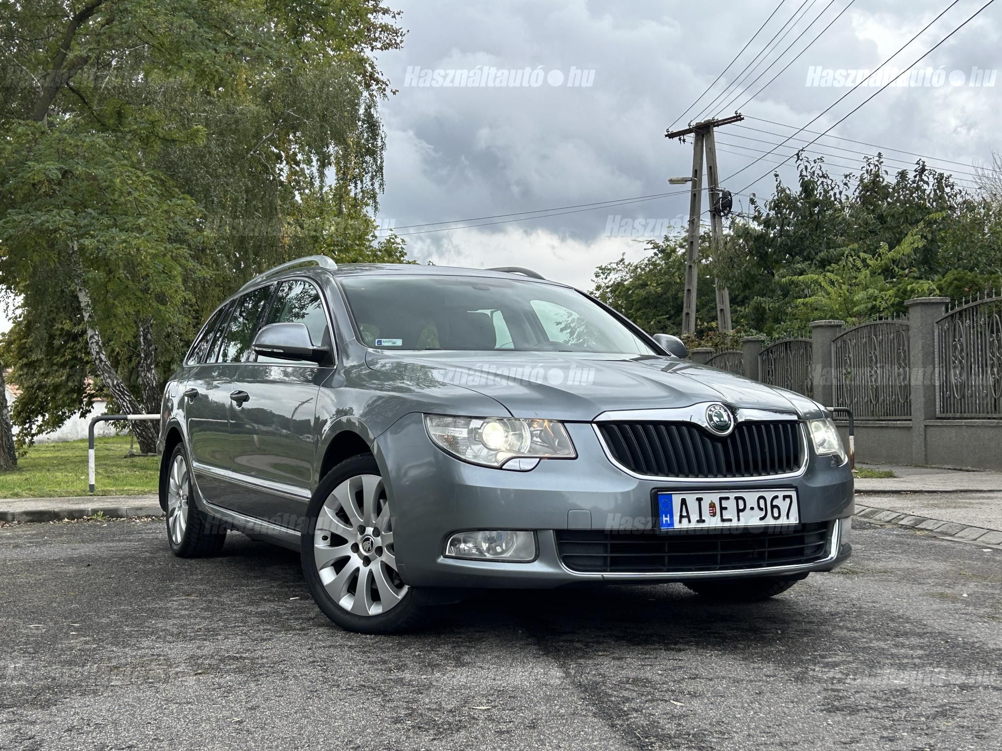 SKODA SUPERB 2010/6 - 1