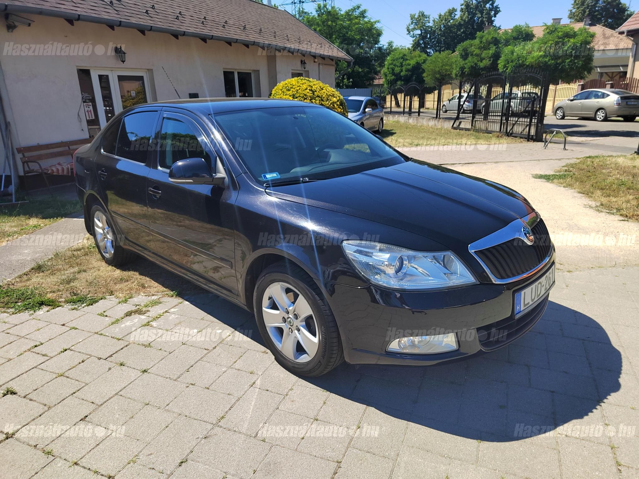 SKODA OCTAVIA 2010/10 - 1