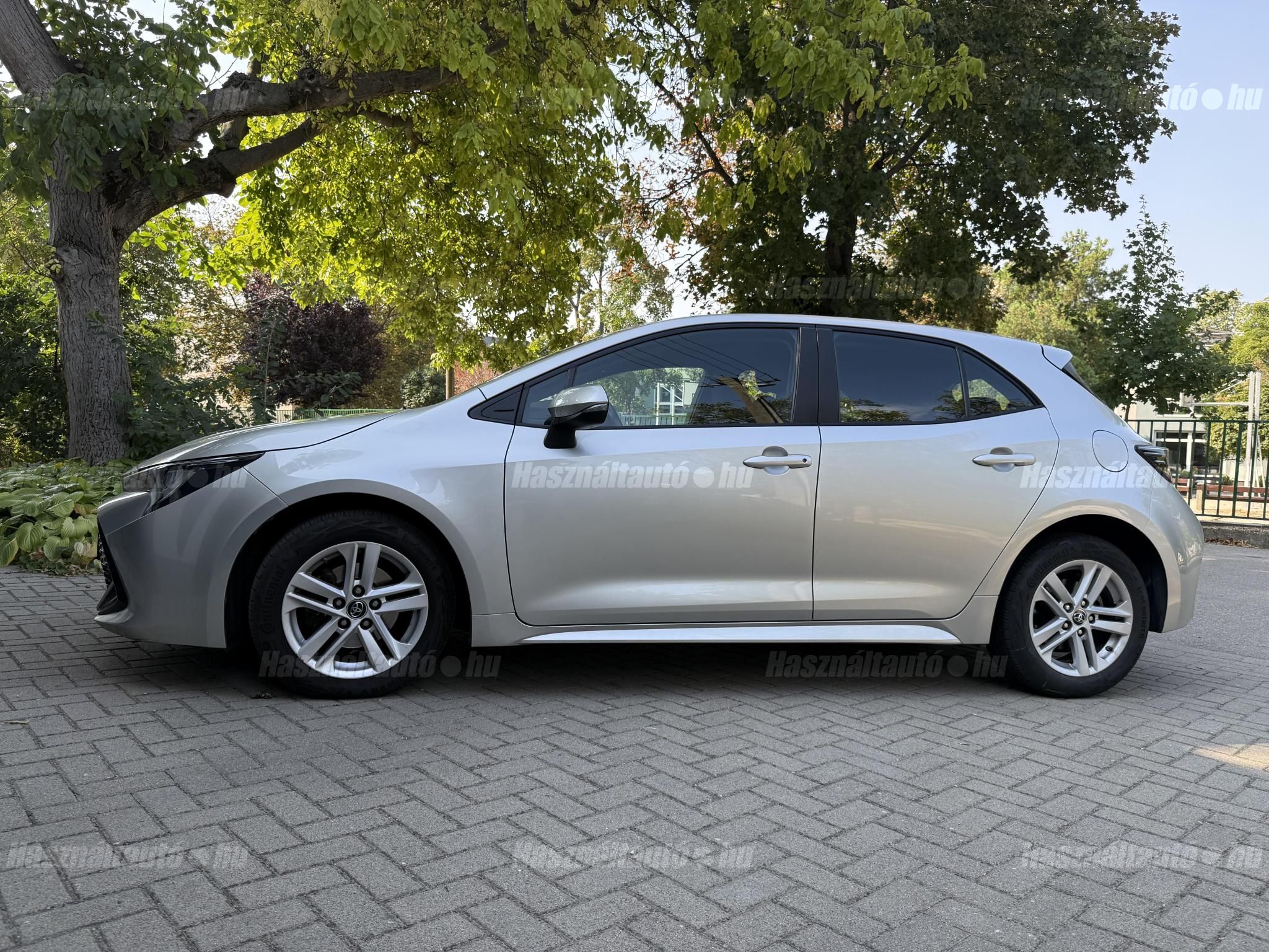 TOYOTA COROLLA 2019/7 - 1
