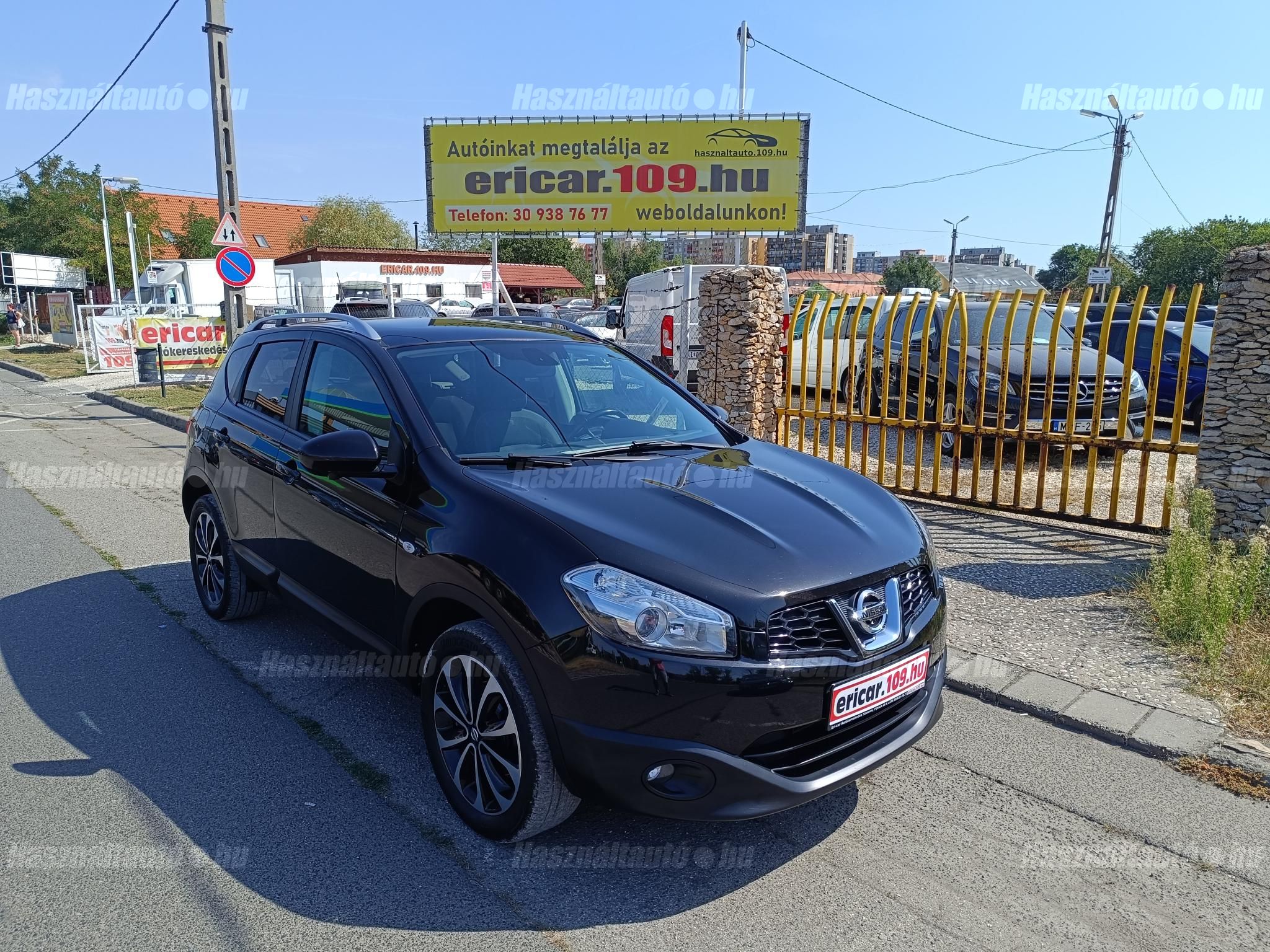 NISSAN QASHQAI 2012/6 - 1