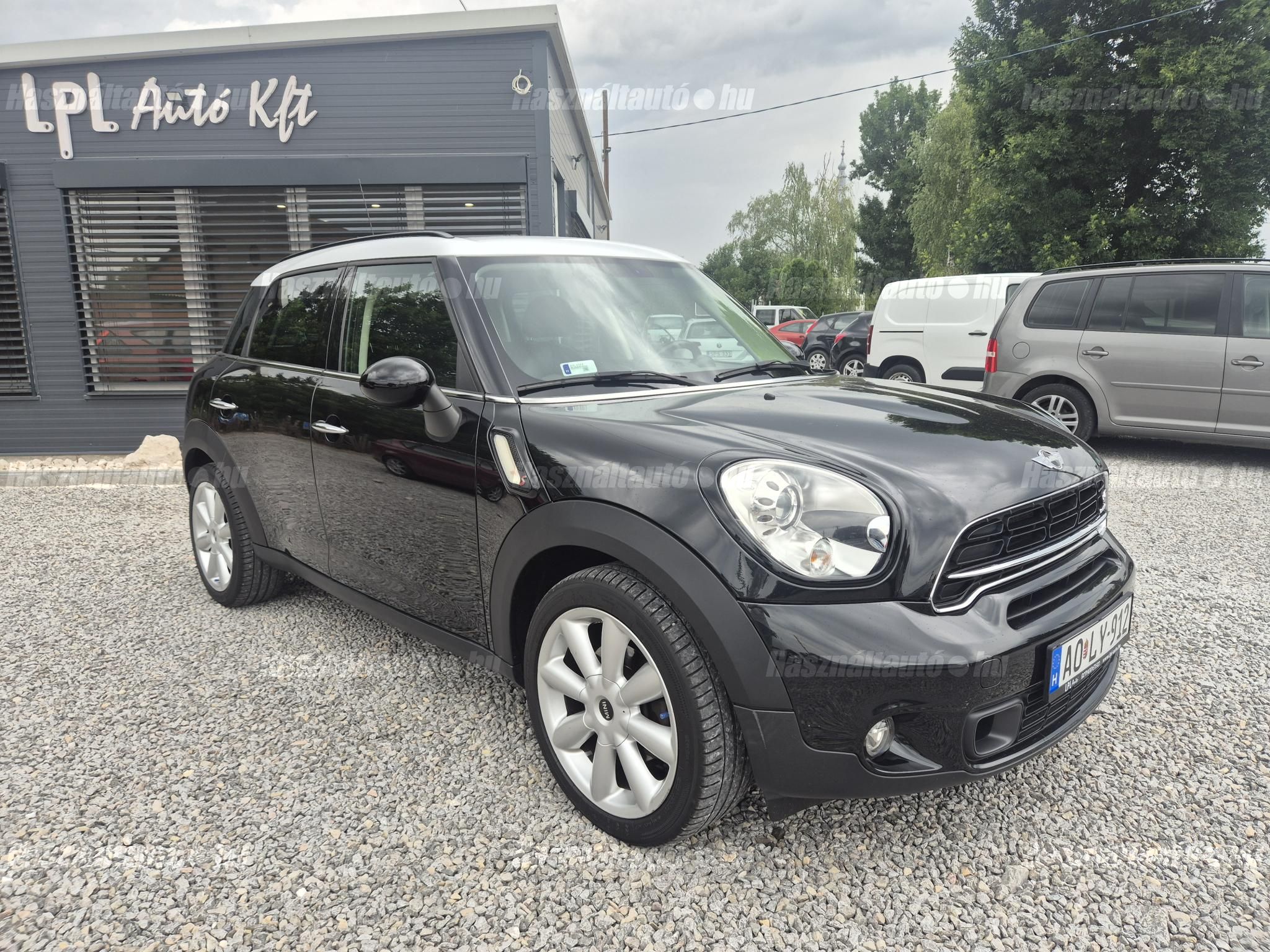 MINI COUNTRYMAN 2014/11 - 1