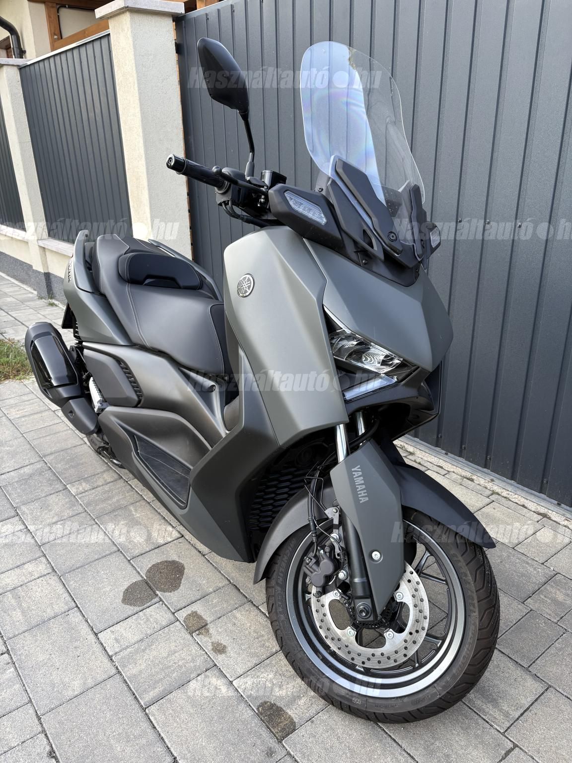 YAMAHA X-MAX 300 2025/4 - 1