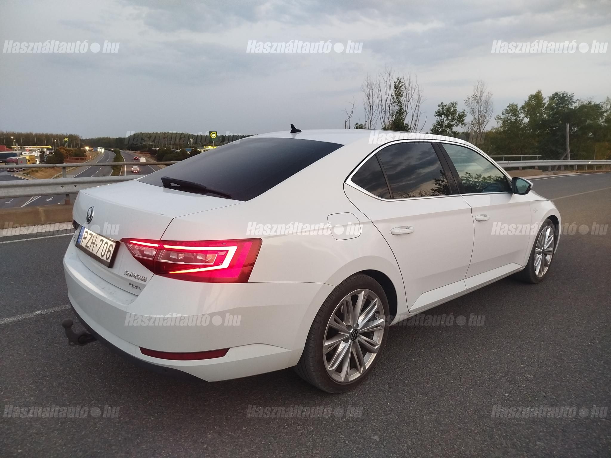 SKODA SUPERB 2018/7 - 1