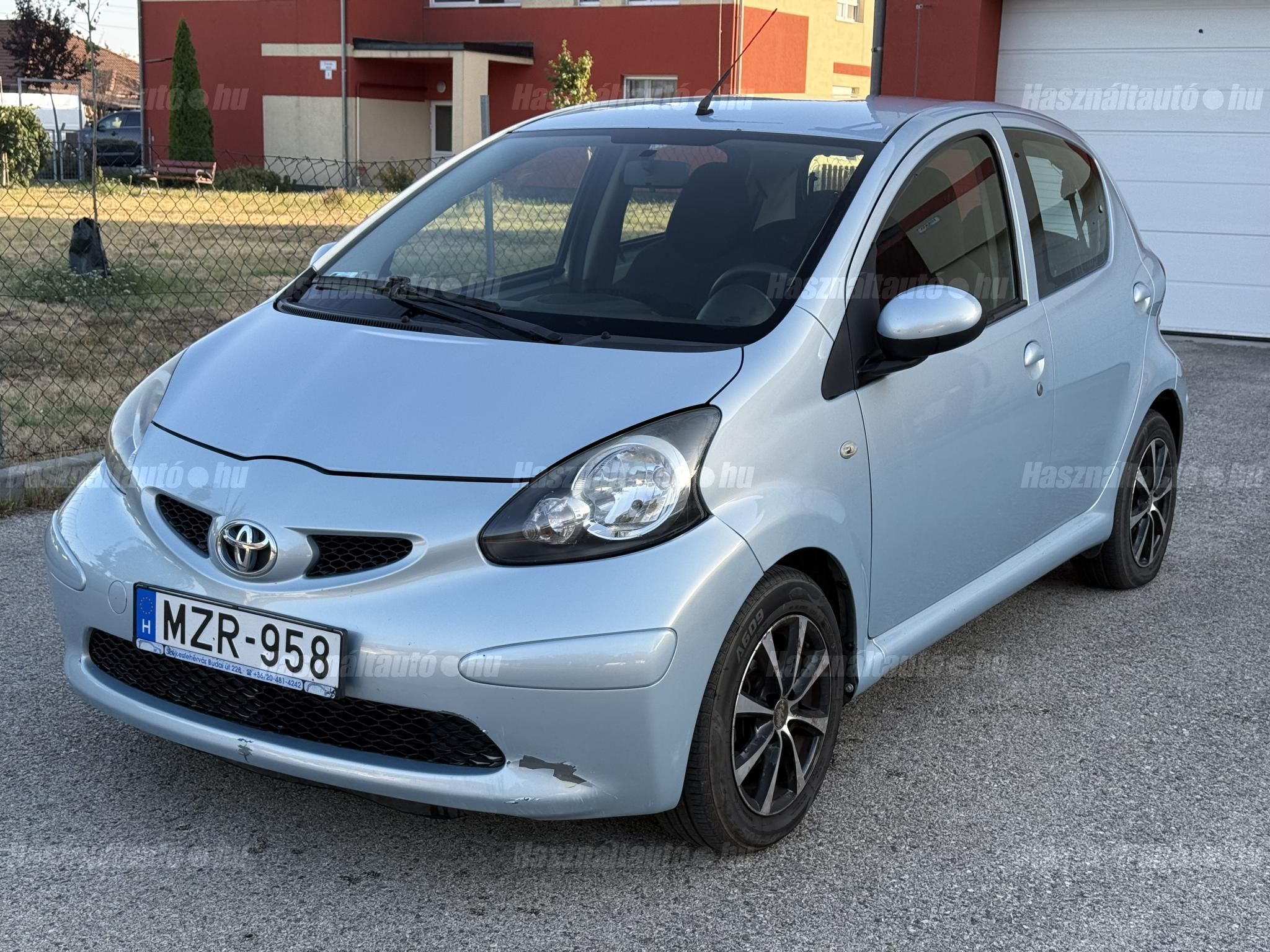 TOYOTA AYGO 2005/4 - 1