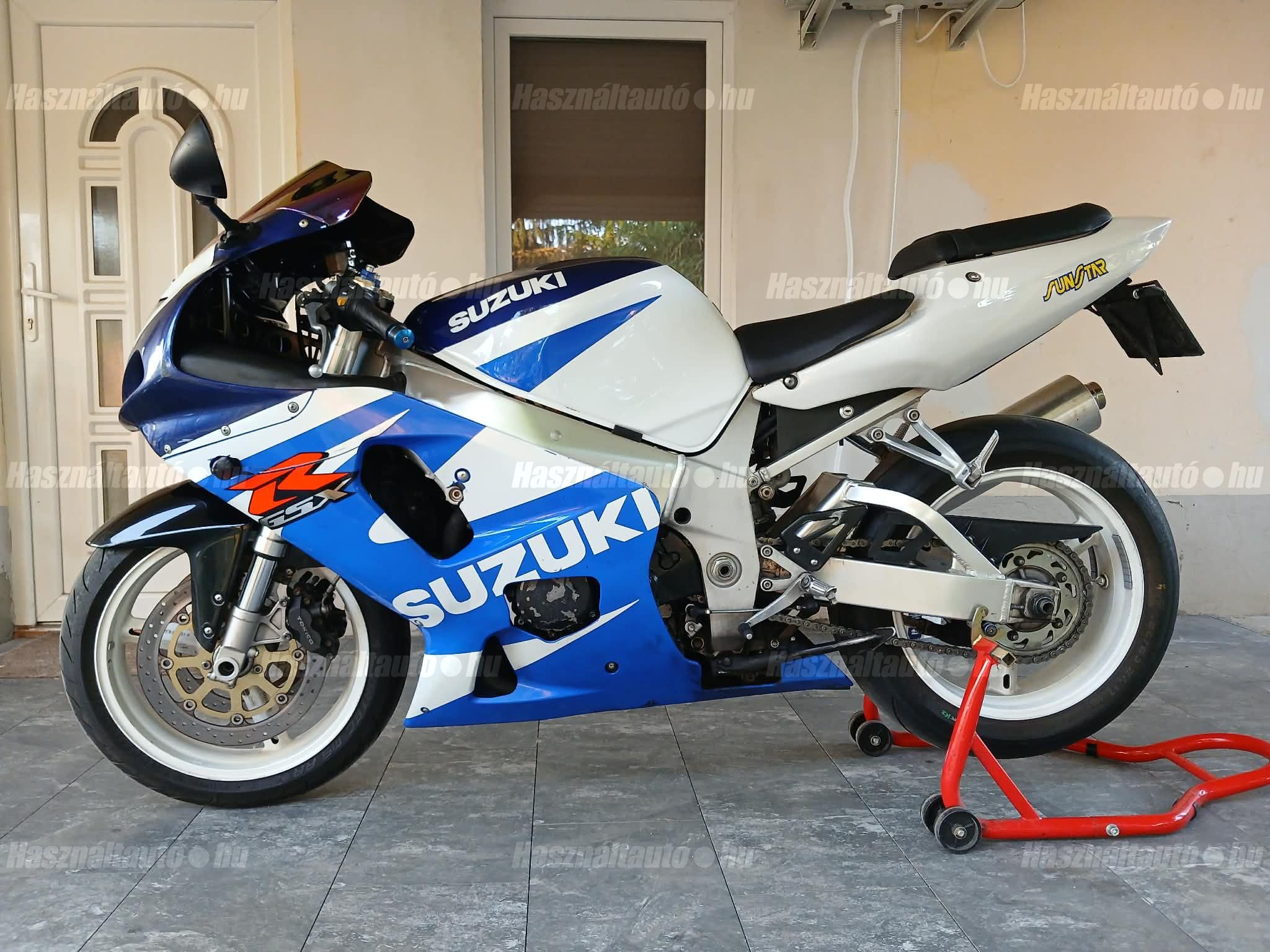 SUZUKI GSX-R 750 2002 - 1