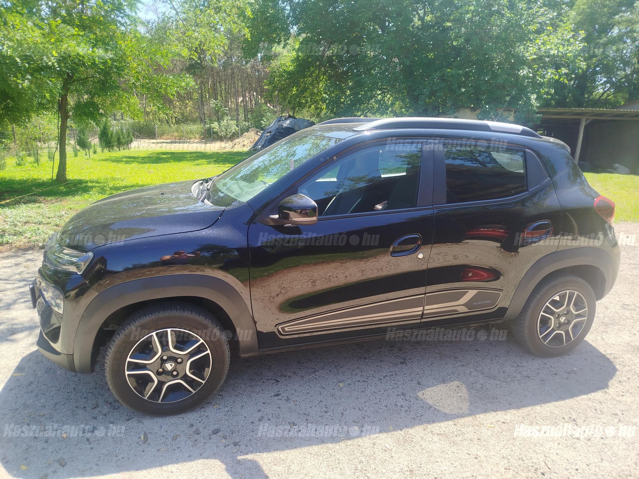 DACIA SPRING 2022/8 - 1