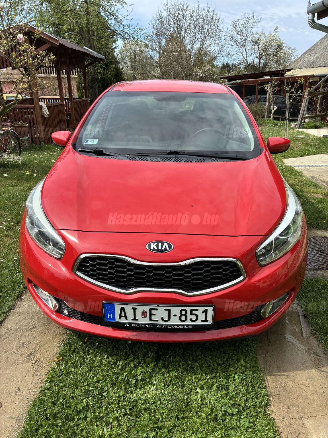 KIA CEE'D 2014/12 - 1