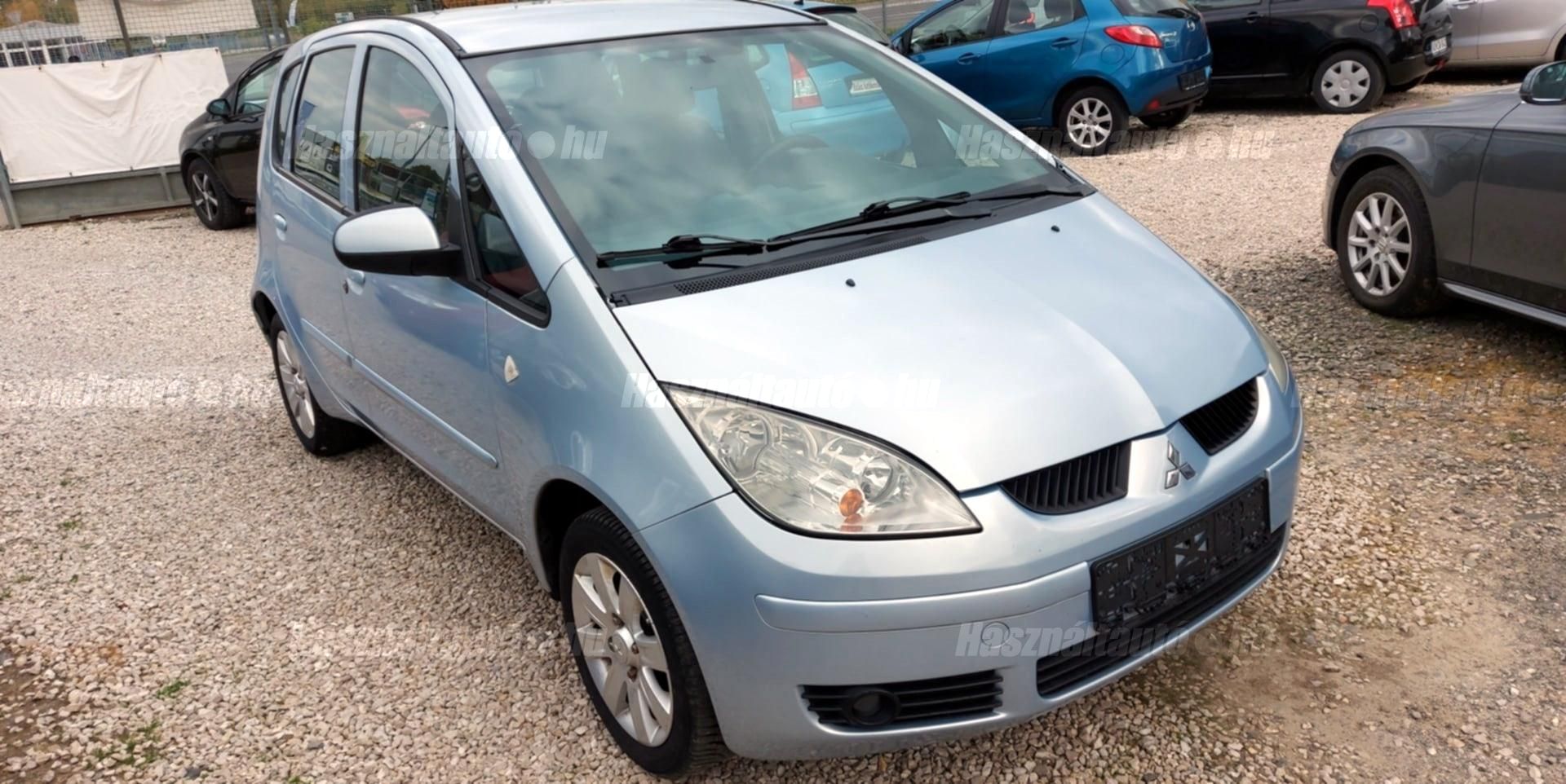 MITSUBISHI COLT 2010/8 - 1