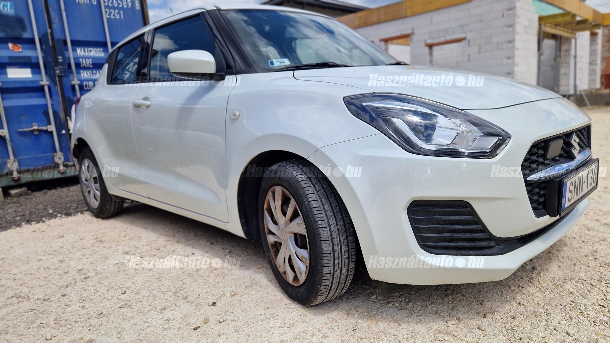 SUZUKI SWIFT 2021/5 - 1