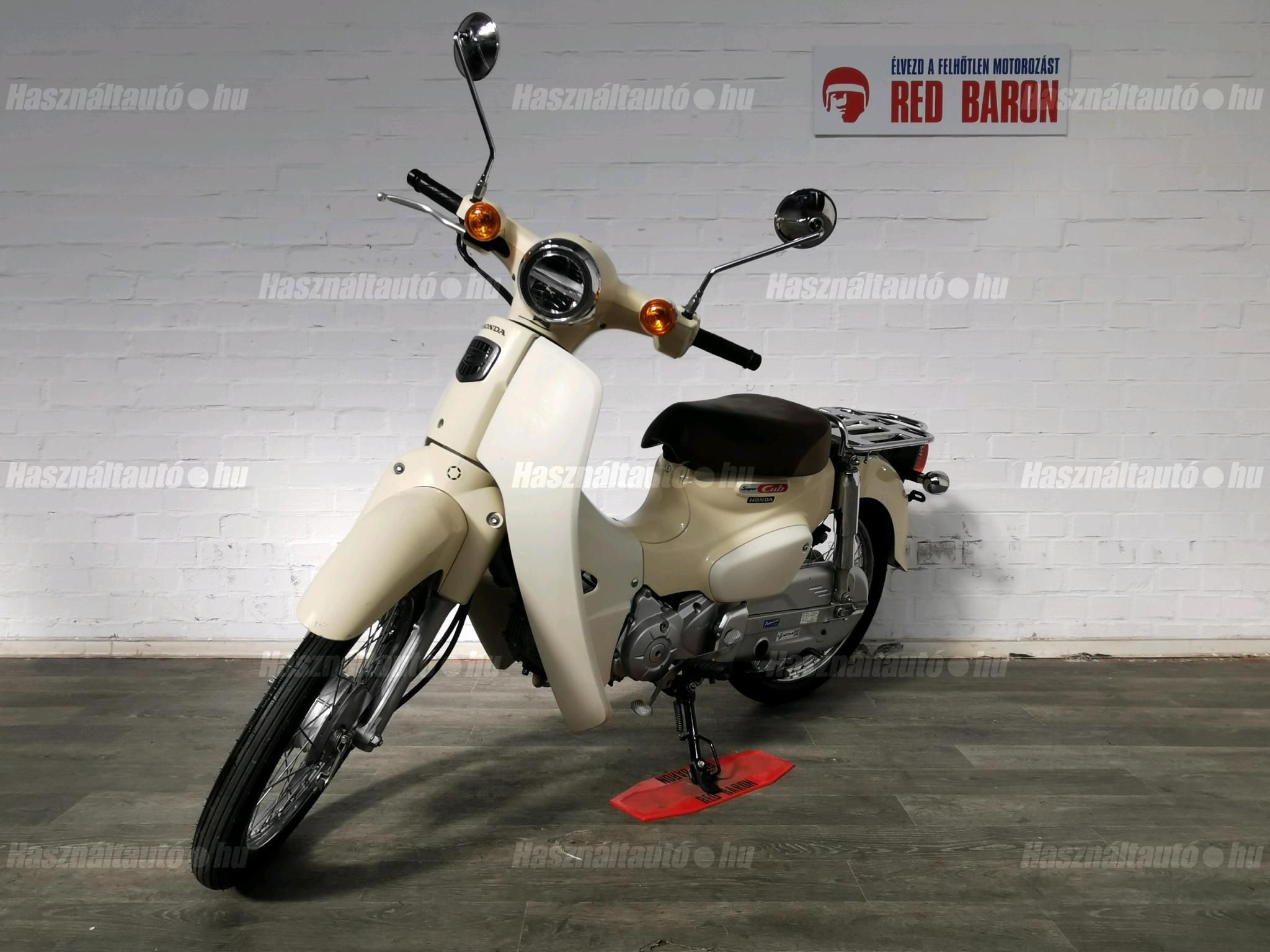 HONDA C 50 2018 - 1