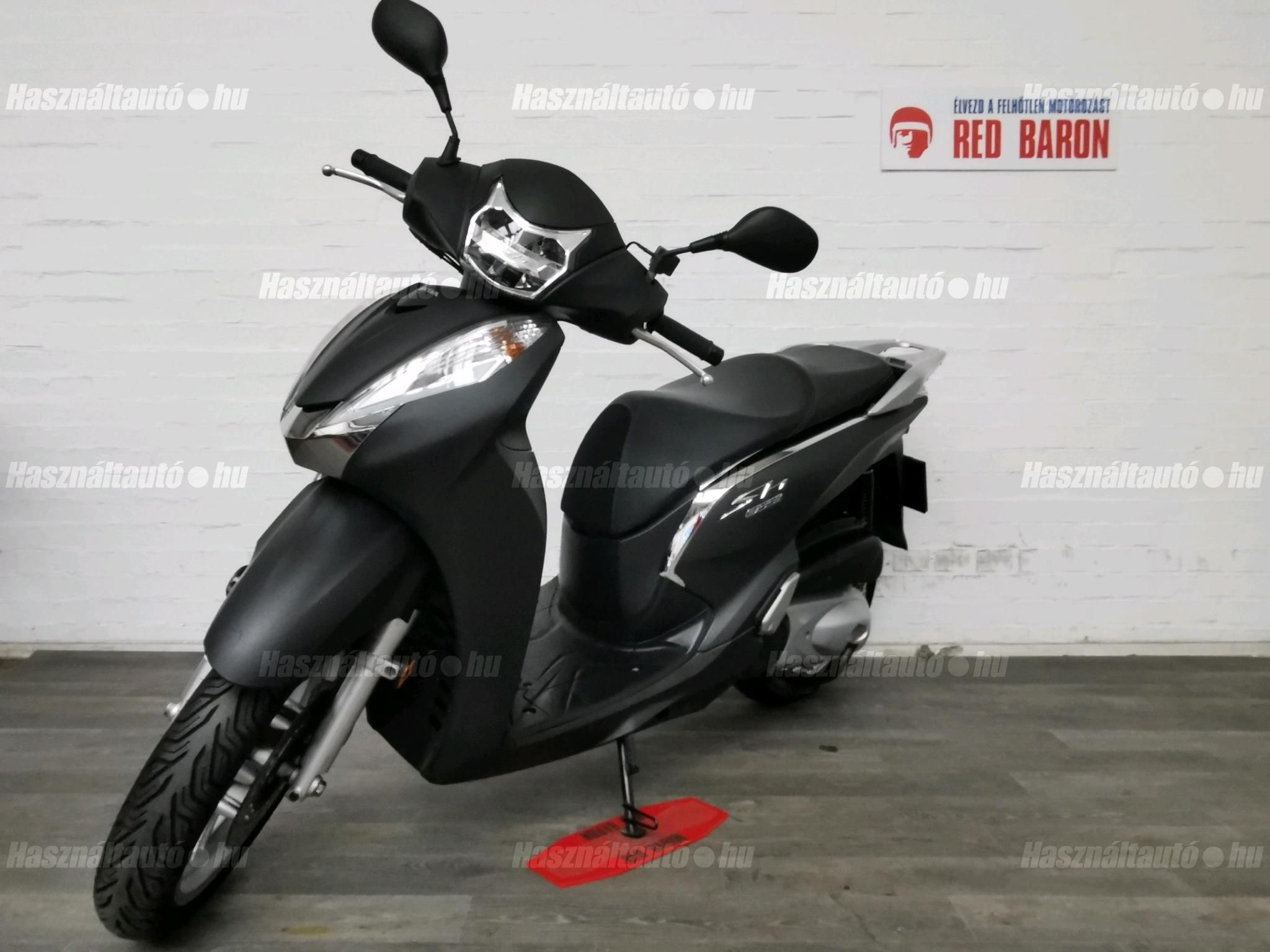 HONDA SH 300 2016 - 1