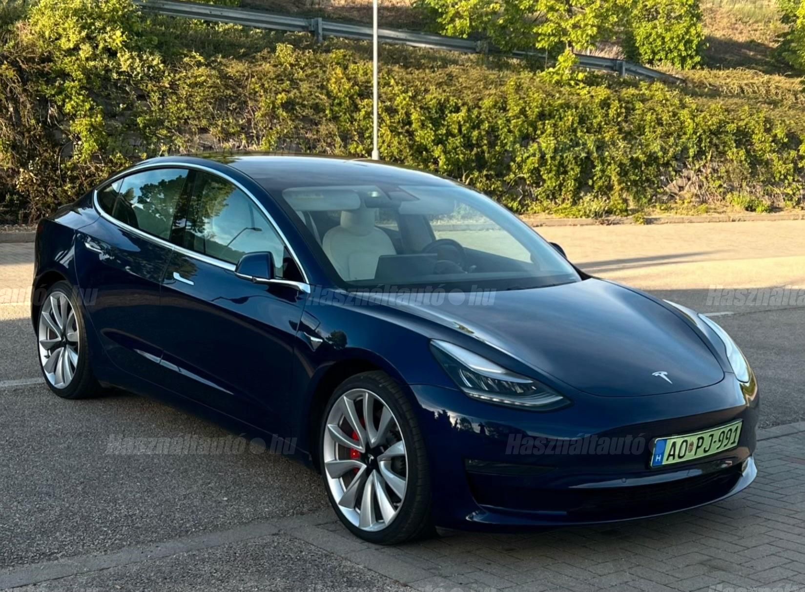 TESLA MODEL 3 2019/7 - 1