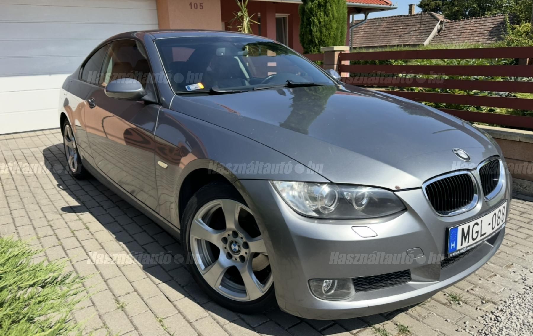 BMW 320 2008 - 1