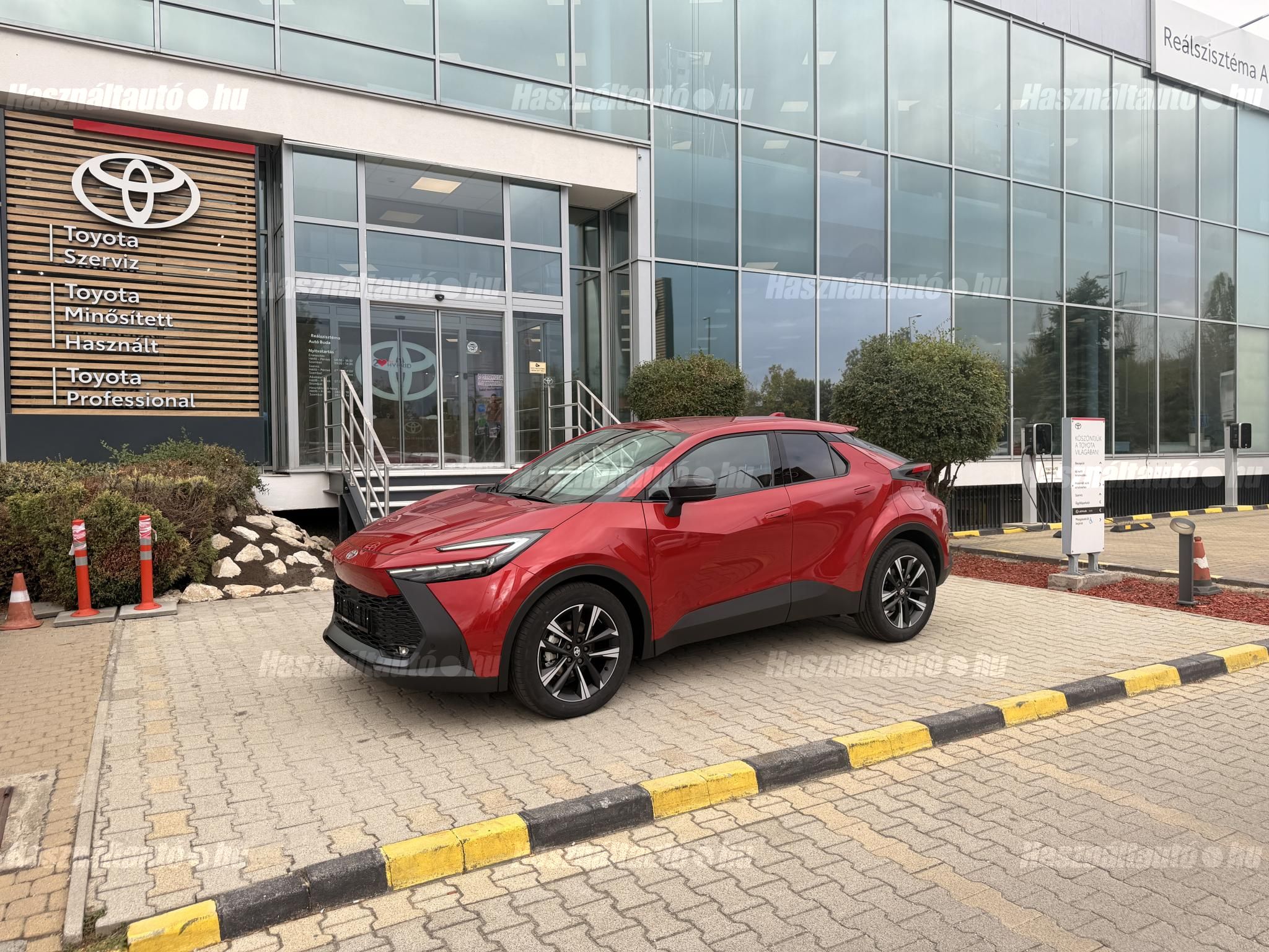 TOYOTA C-HR 2026 - 1