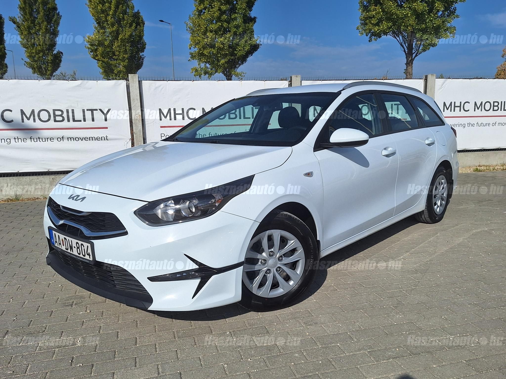 KIA CEE'D 2022/8 - 1