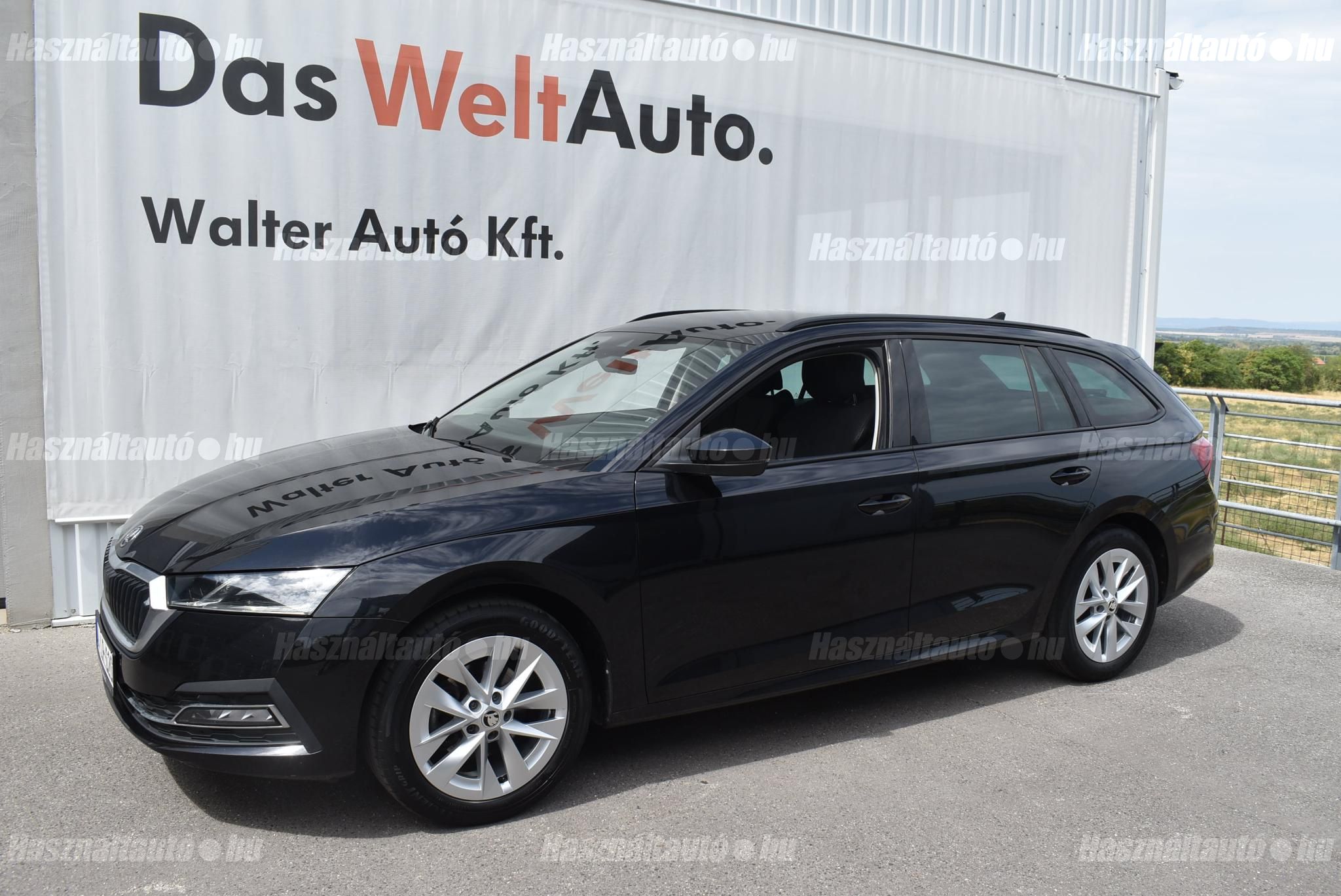 SKODA OCTAVIA 2023/5 - 1